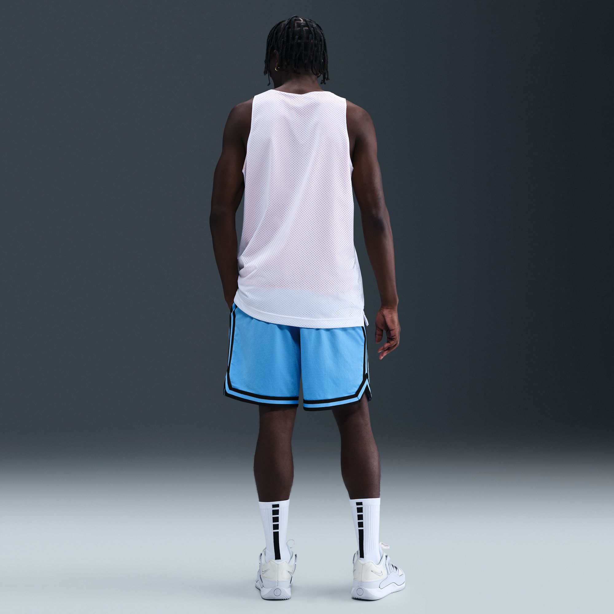 Nike Men's Dri-FIT DNA 8" Solid Basketball Shorts product image