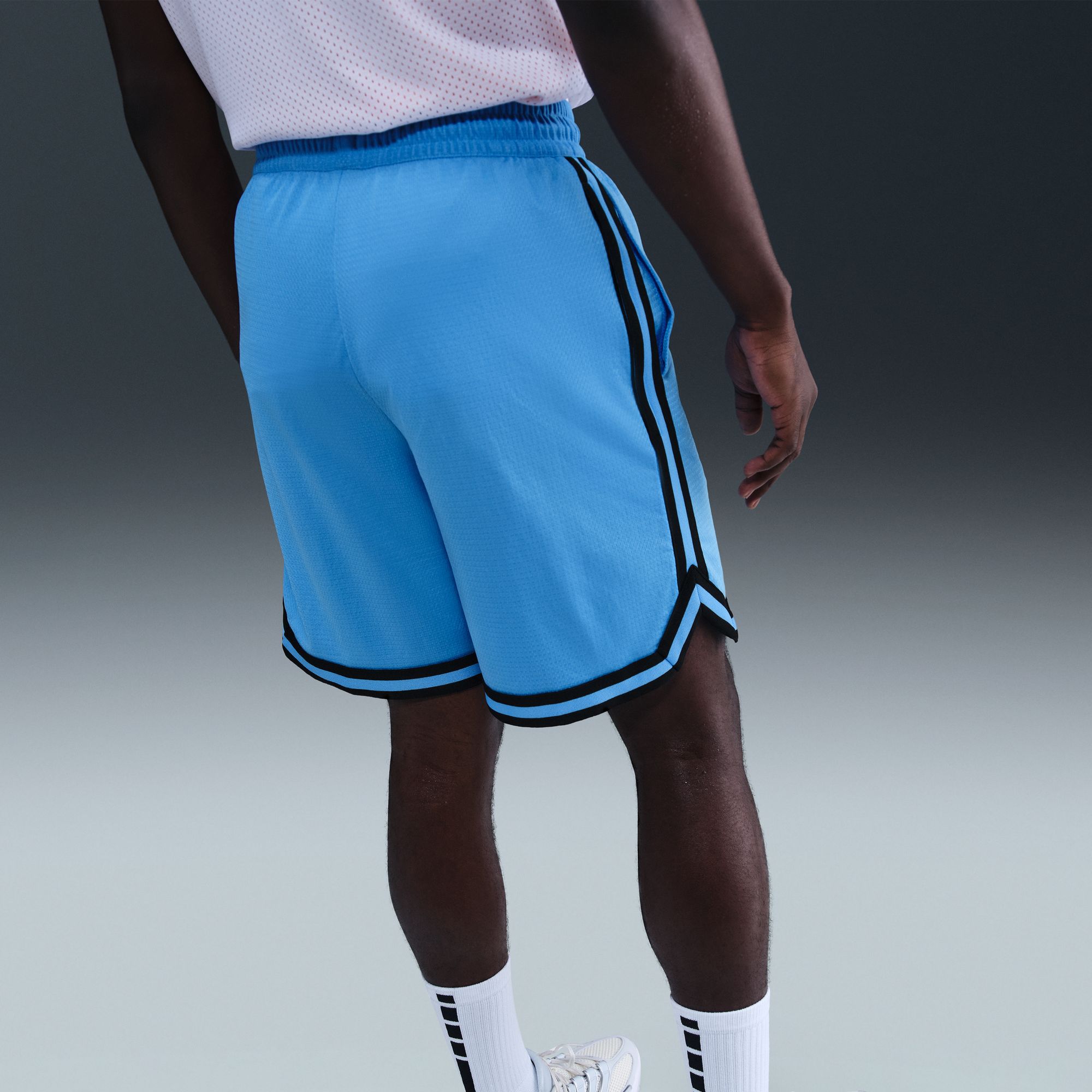 Nike Men's Dri-FIT DNA 8" Solid Basketball Shorts product image