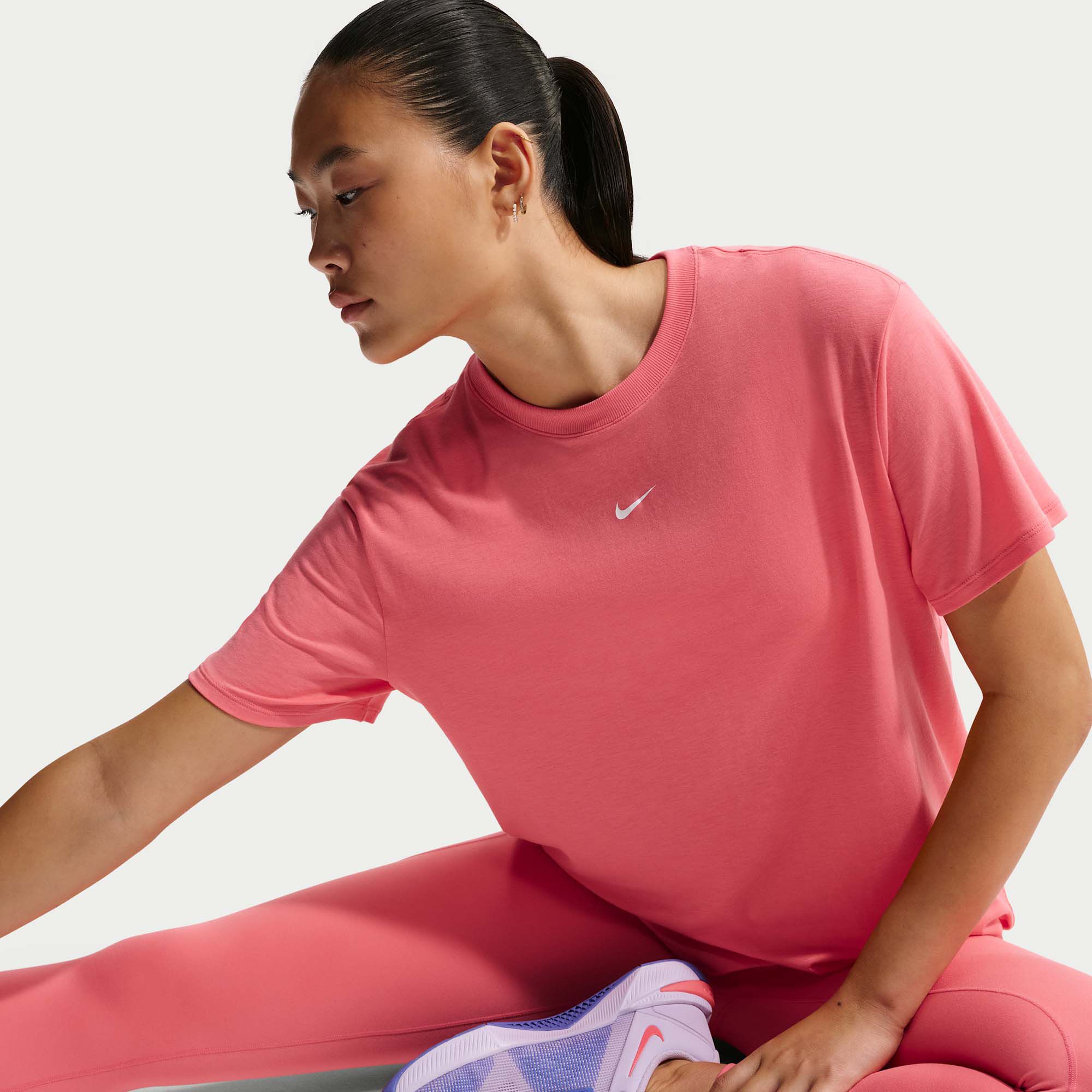 Nike Women's One Relaxed Dri-FIT Short-Sleeve Top product image