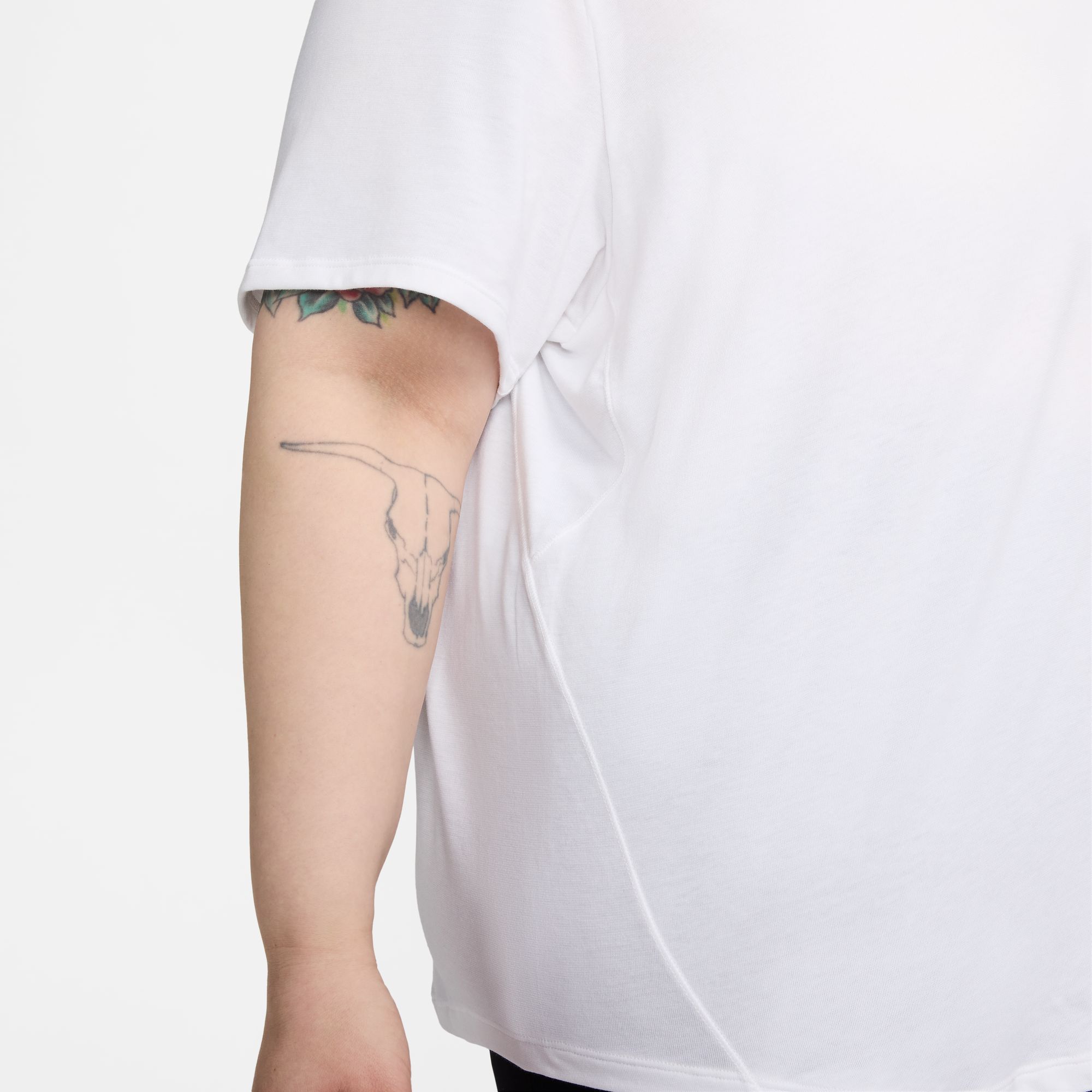 Nike Women's One Relaxed Dri-FIT Short-Sleeve Top (Plus Size) product image