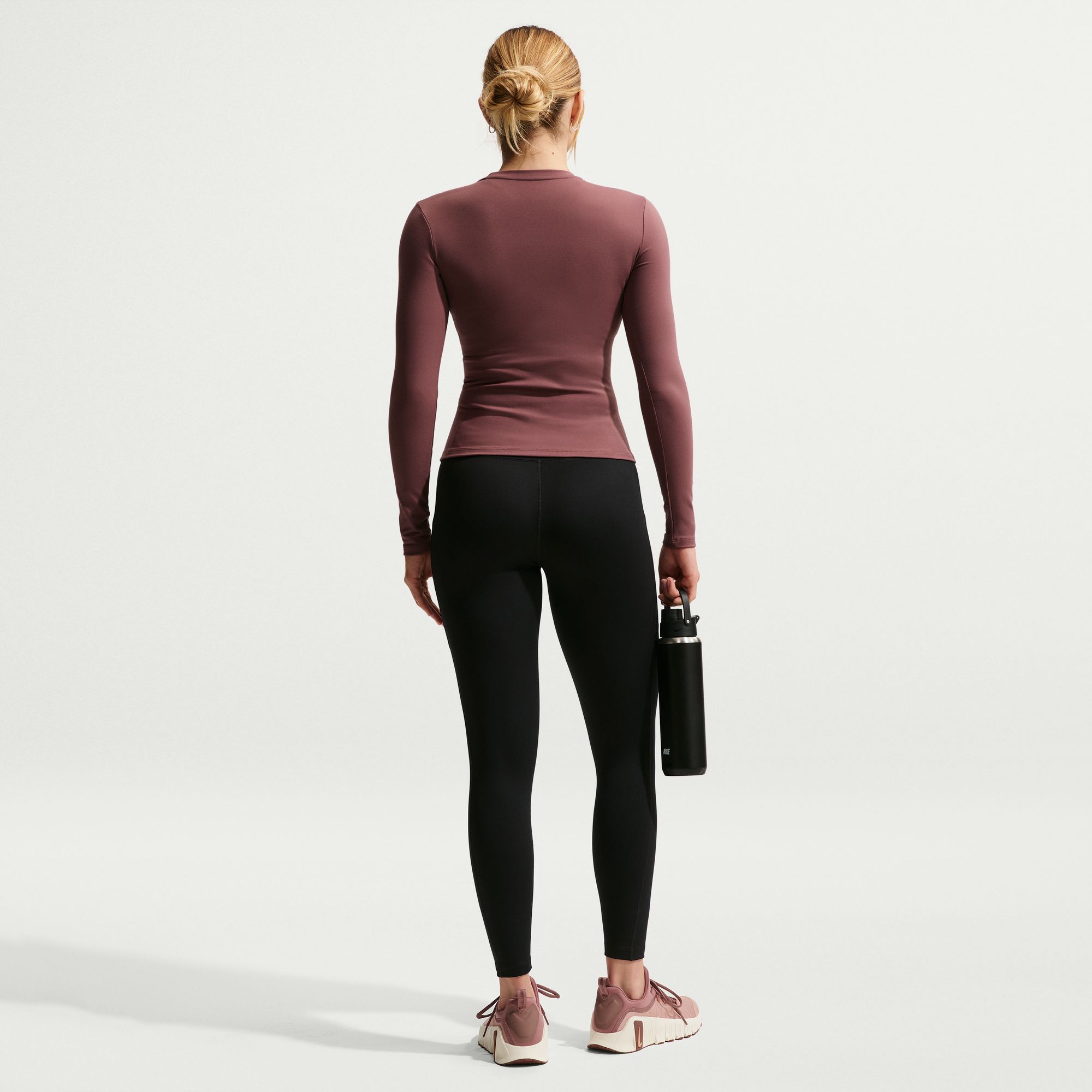 Nike Women's One High-Waisted 7/8 Leggings with Pockets product image