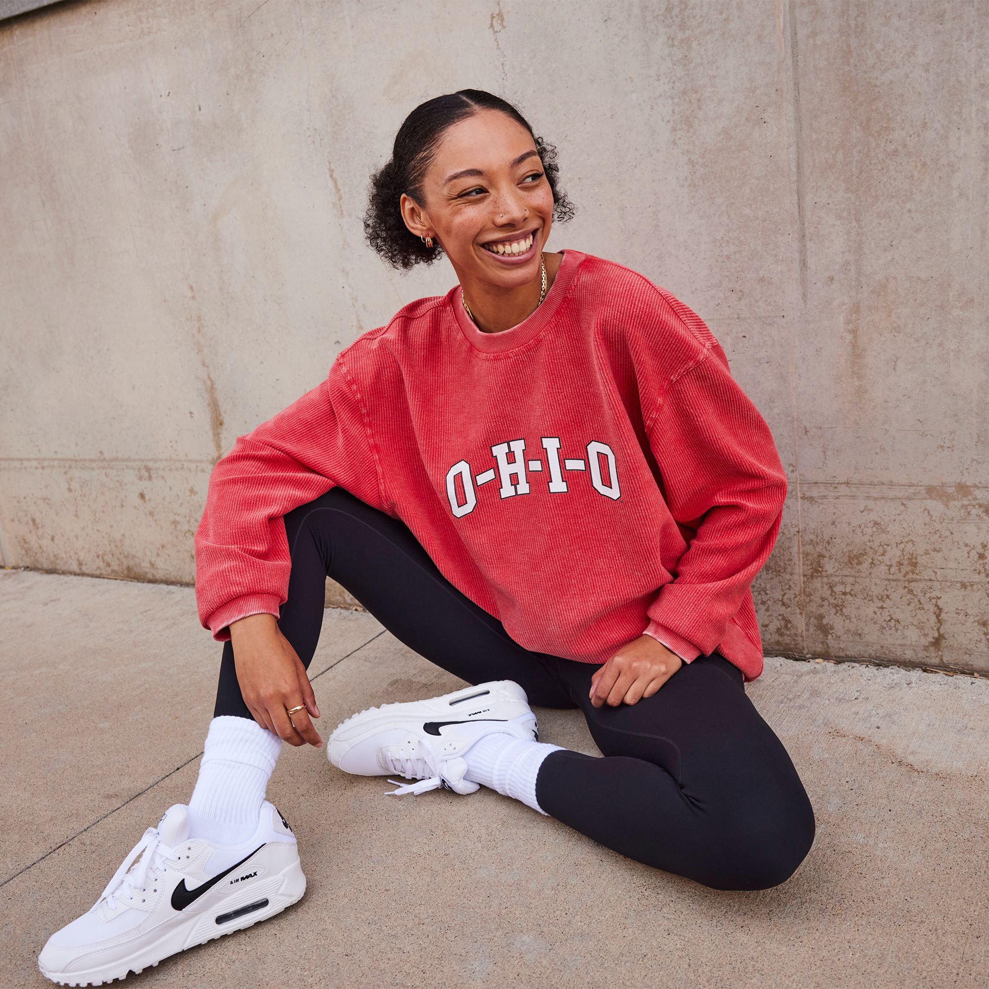 Nike Women's One High-Waisted 7/8 Leggings with Pockets product image