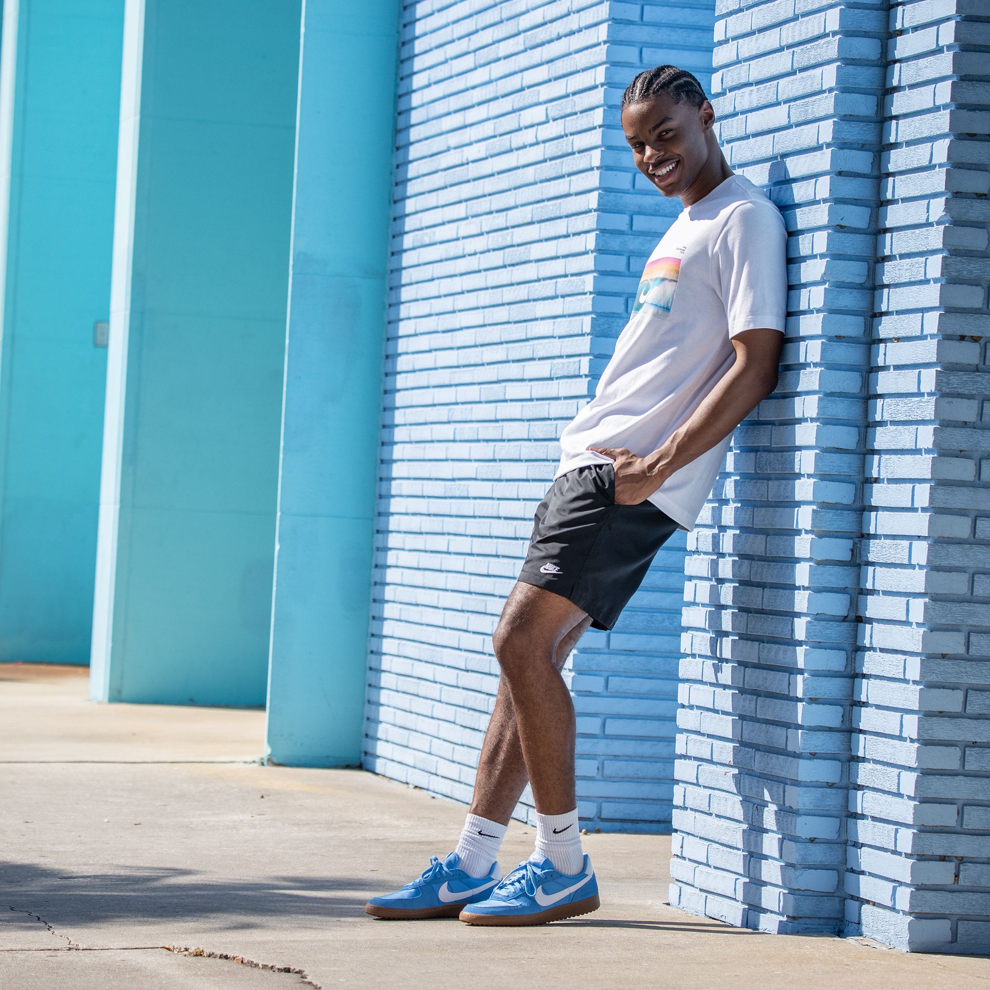 Nike Men's Club 6'' Woven Flow Shorts product image