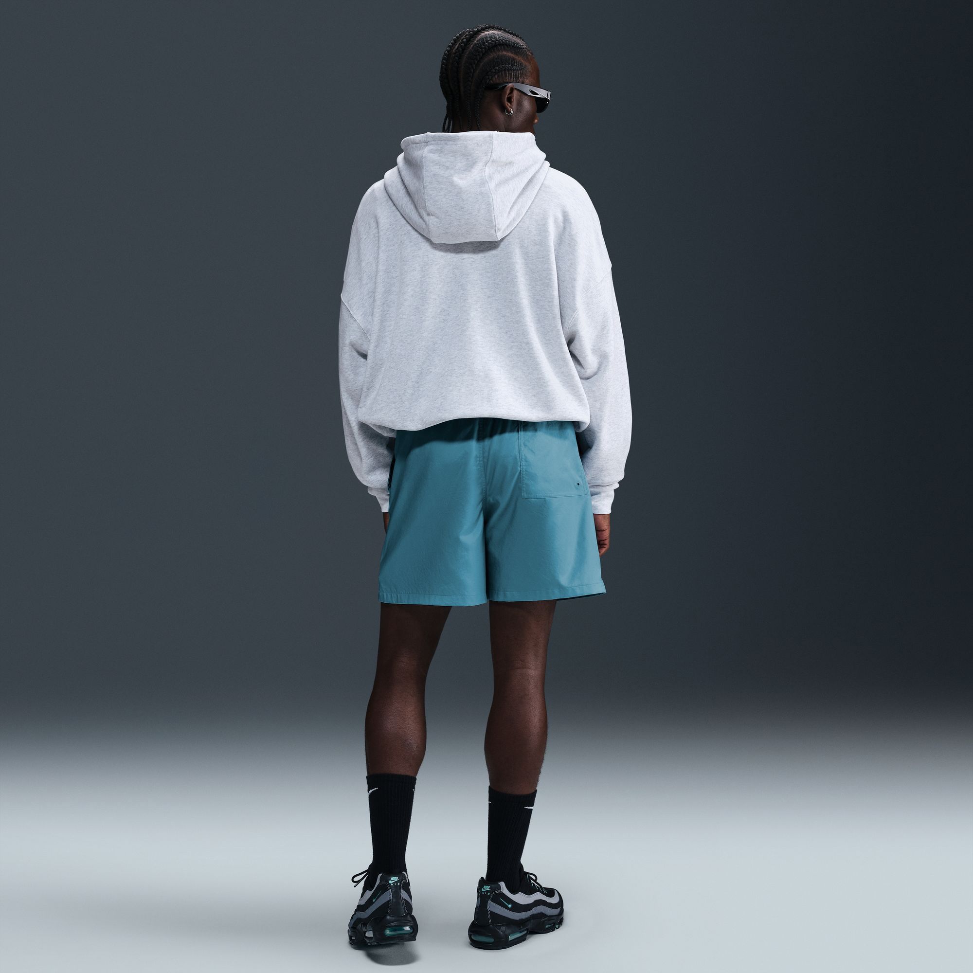 Nike Men's Club 6'' Woven Flow Shorts product image