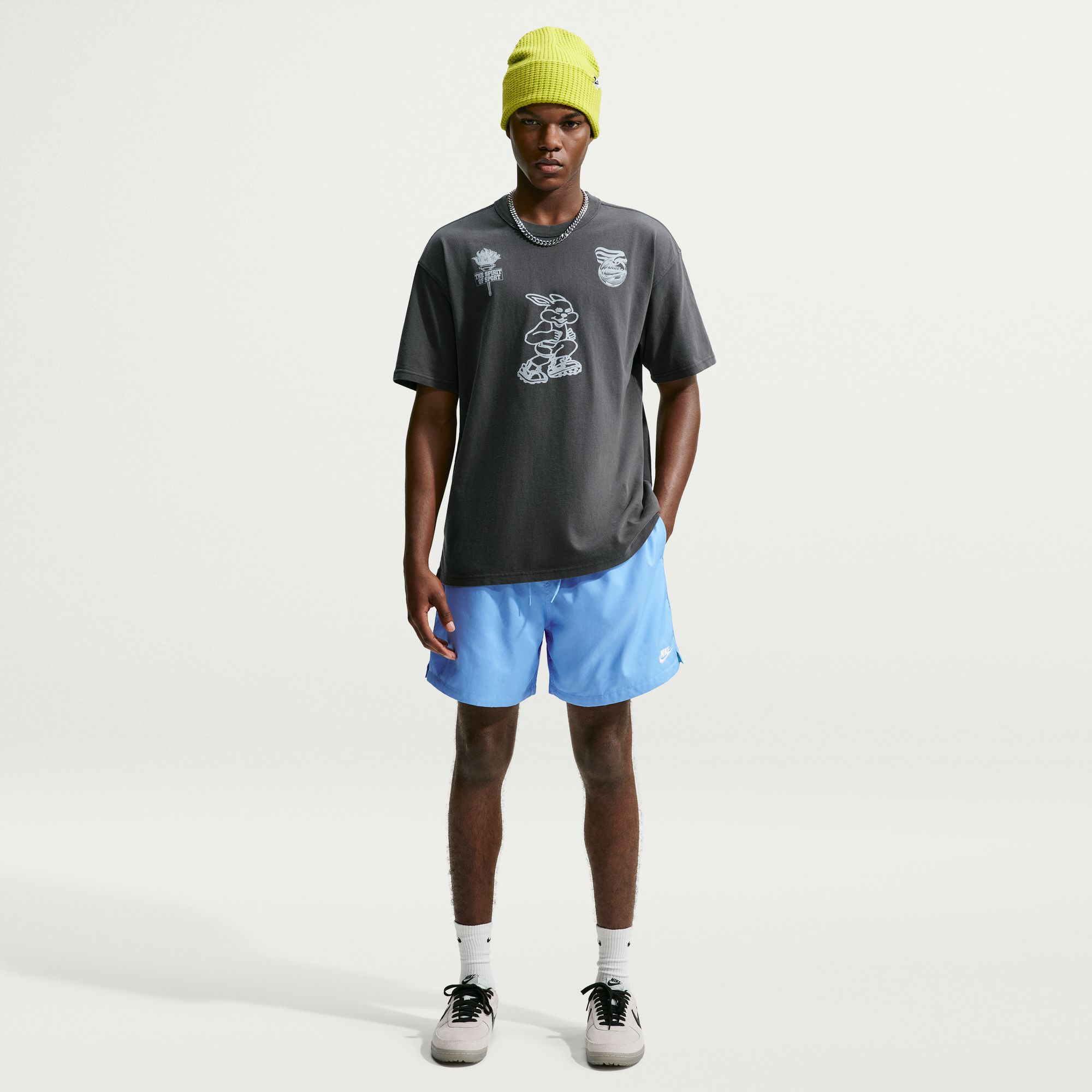 Nike Men's Club 6'' Woven Flow Shorts product image