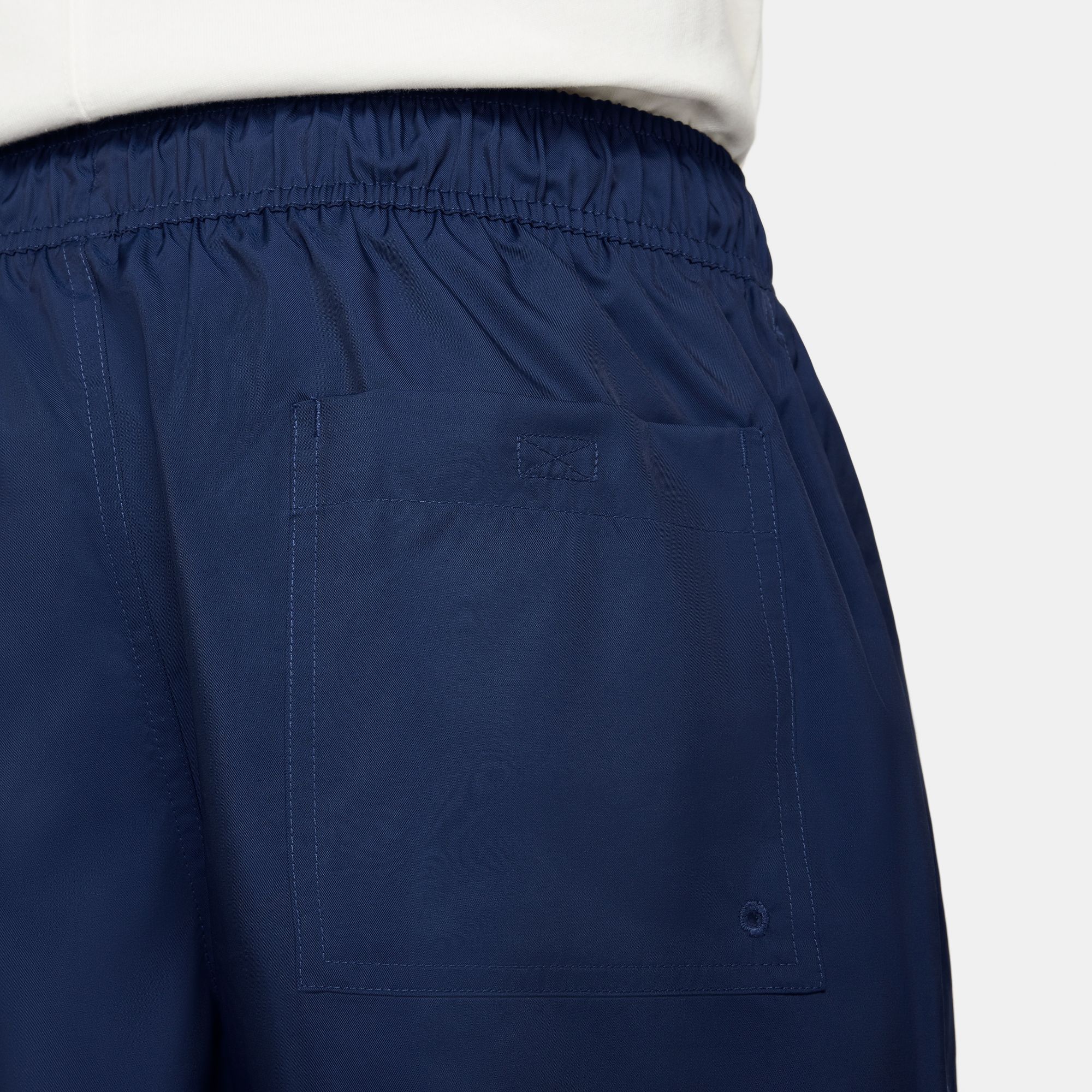 Nike Men's Club 6'' Woven Flow Shorts product image