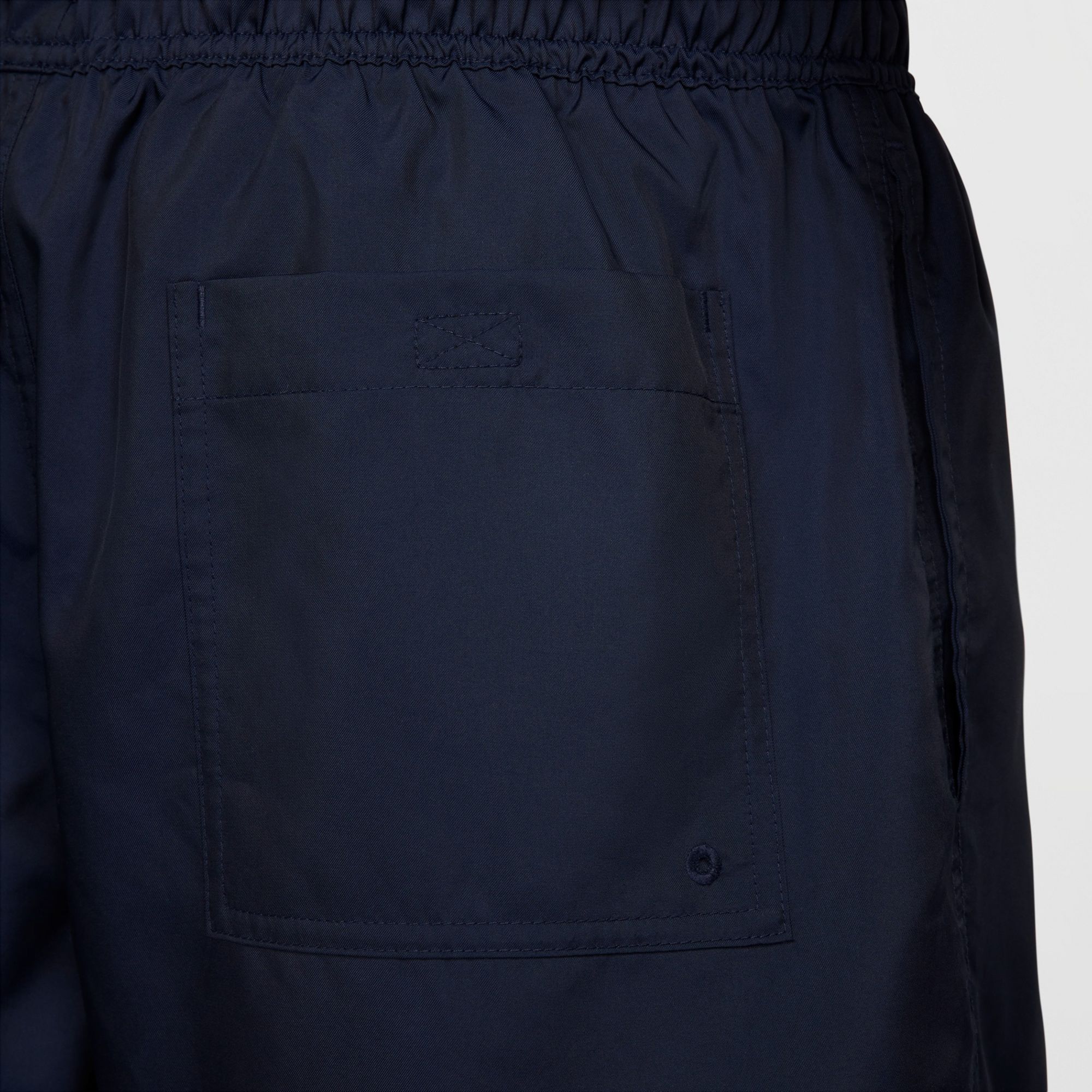 Nike Men's Club 6'' Woven Flow Shorts product image