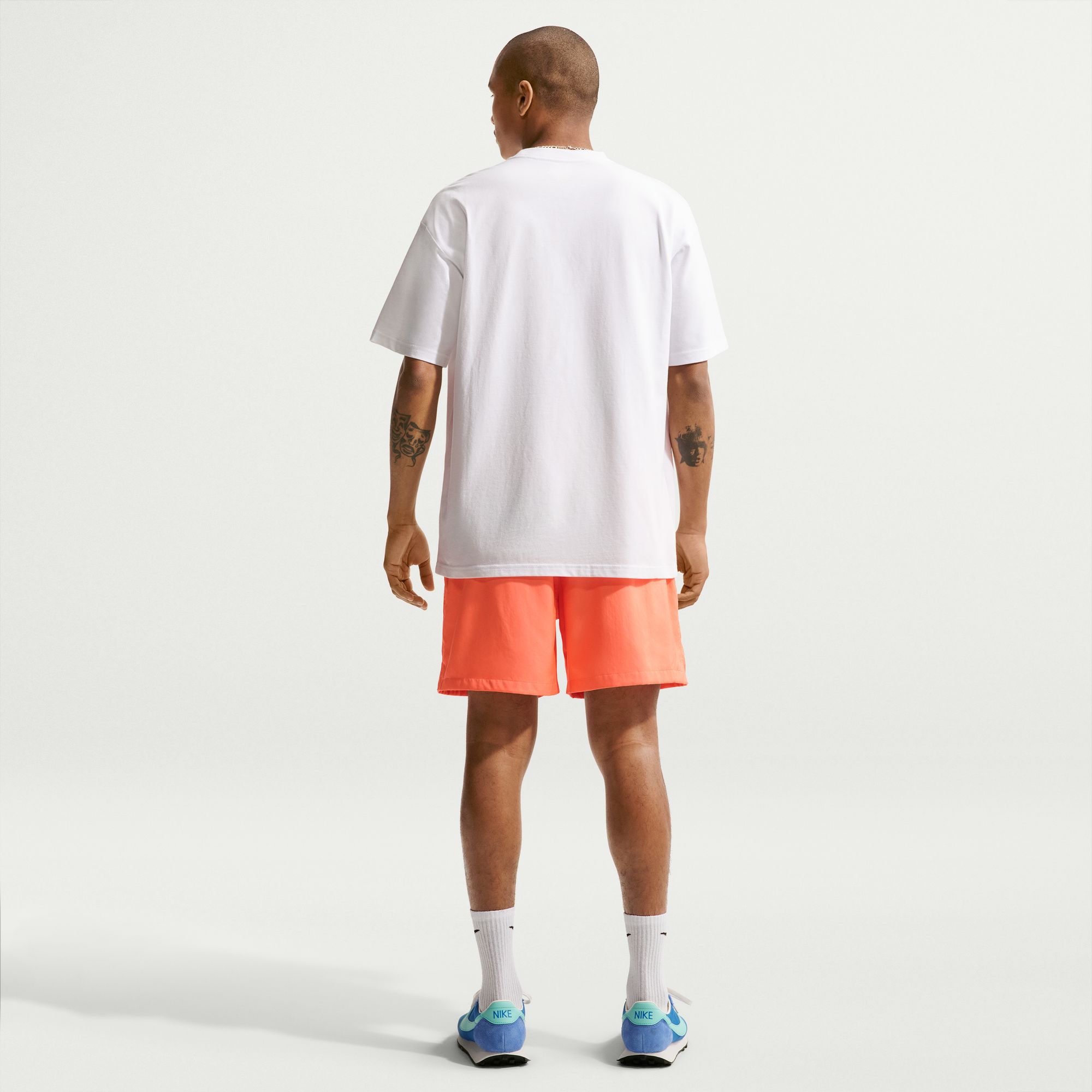 Nike Men's Club 6'' Woven Flow Shorts product image