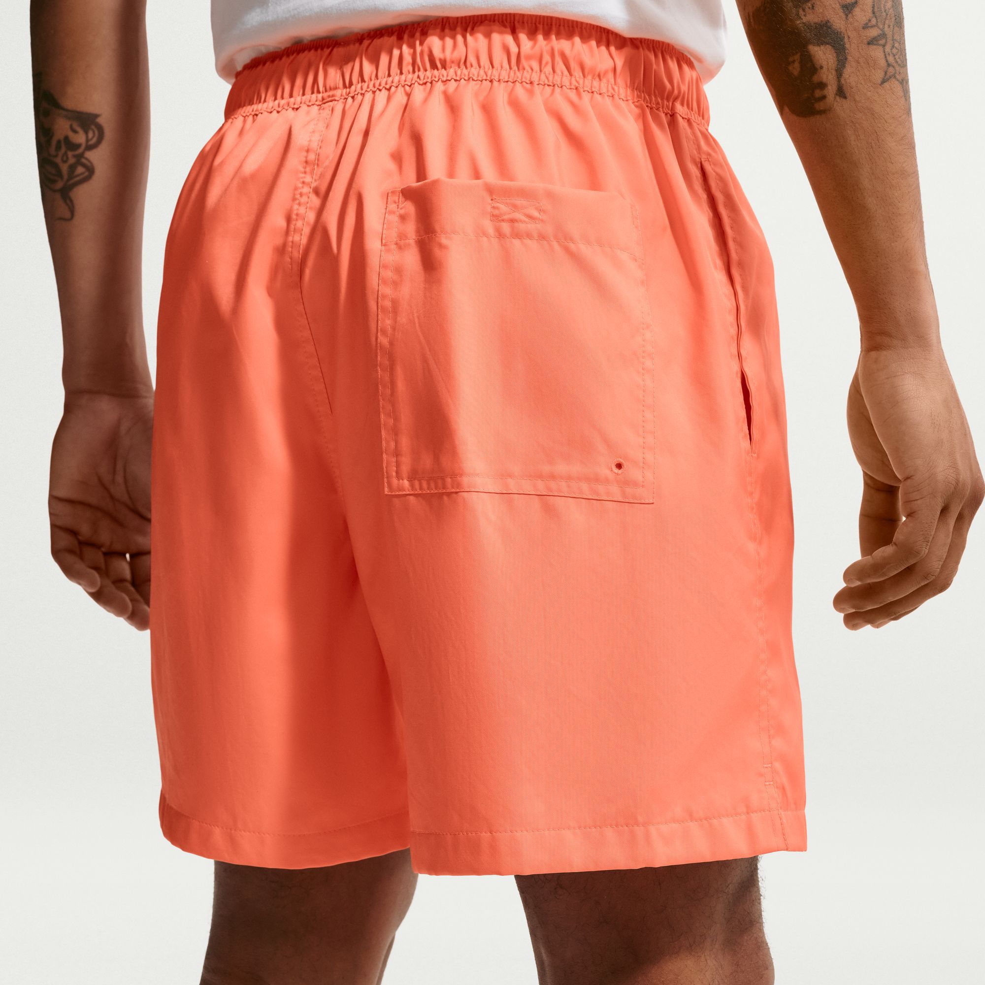 Nike Men's Club 6'' Woven Flow Shorts product image