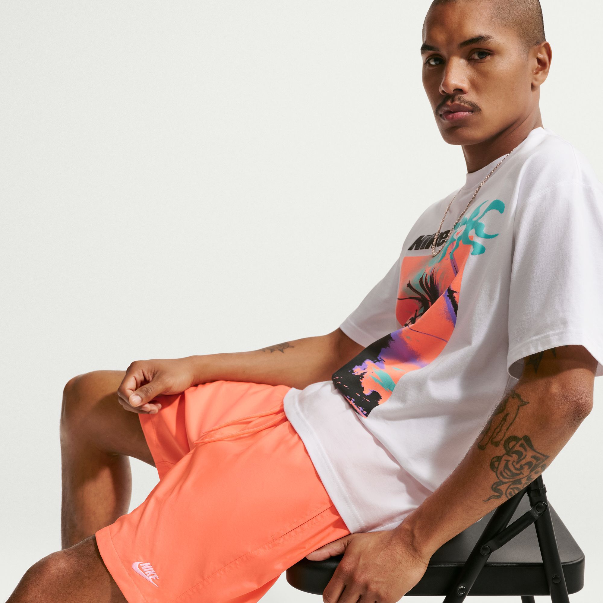 Nike Men's Club 6'' Woven Flow Shorts product image