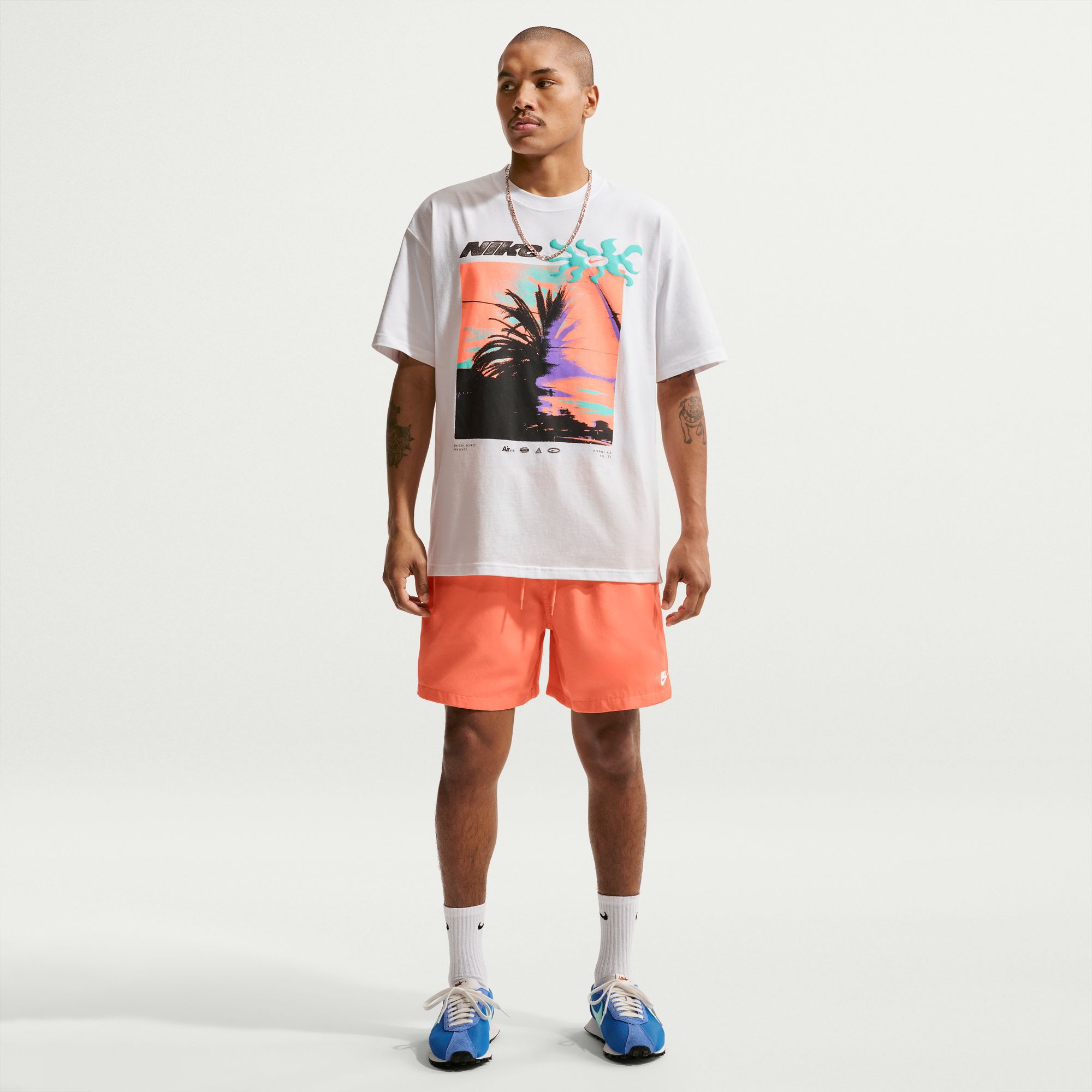 Nike Men's Club 6'' Woven Flow Shorts product image