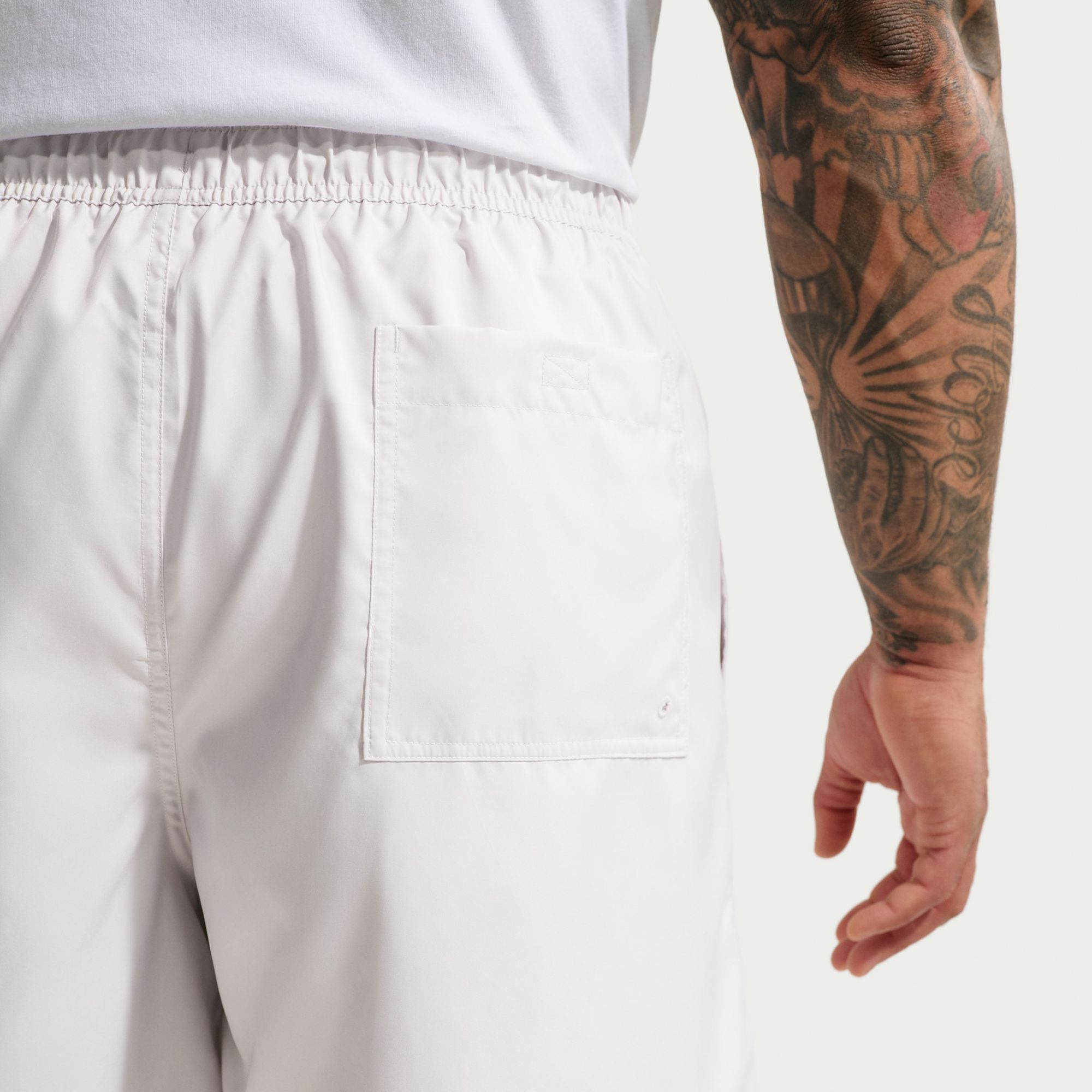 Nike Men's Club 6'' Woven Flow Shorts product image