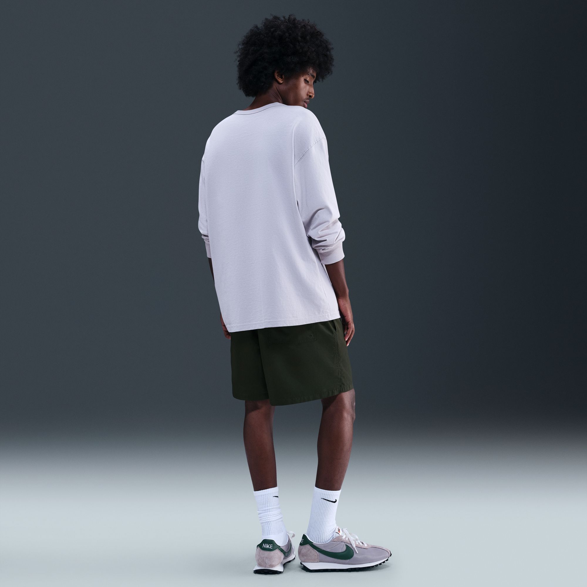 Nike Men's Club 6'' Woven Flow Shorts product image