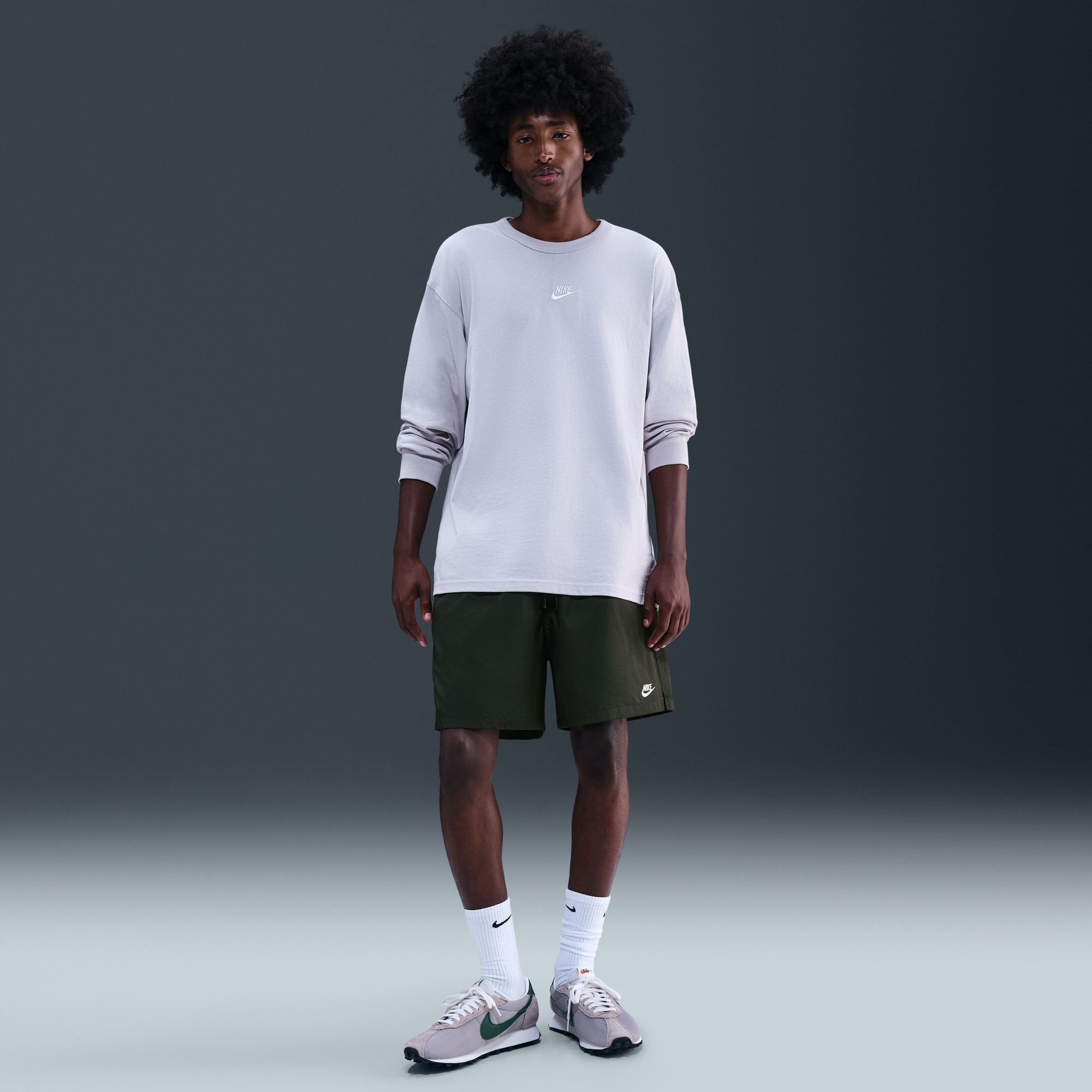 Nike Men's Club 6'' Woven Flow Shorts product image