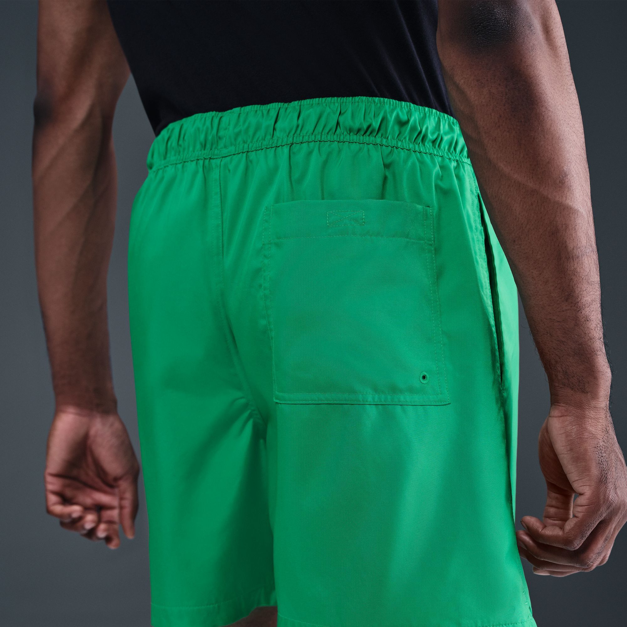 Nike Men's Club 6'' Woven Flow Shorts product image