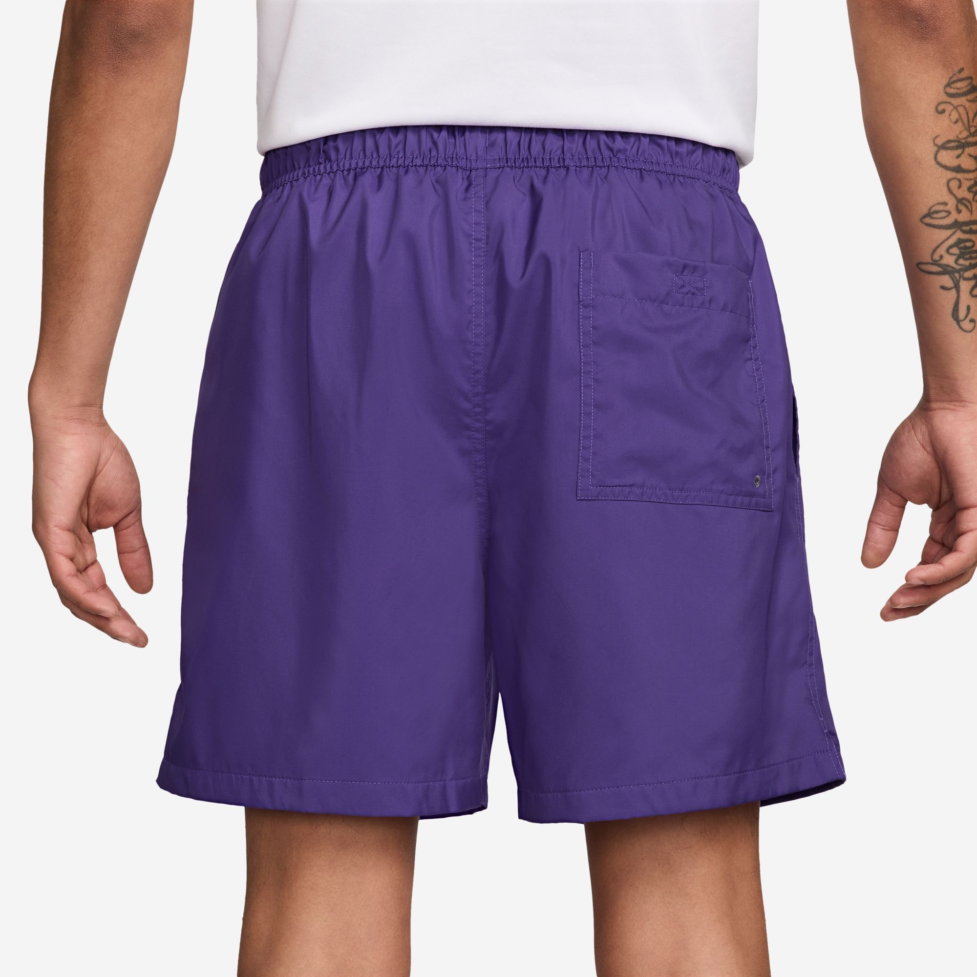 Nike Men's Club 6'' Woven Flow Shorts product image