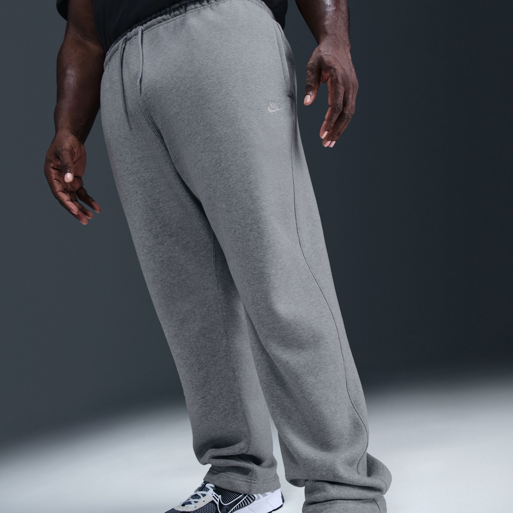 Nike Men's Club Open-Hem Fleece Pants product image