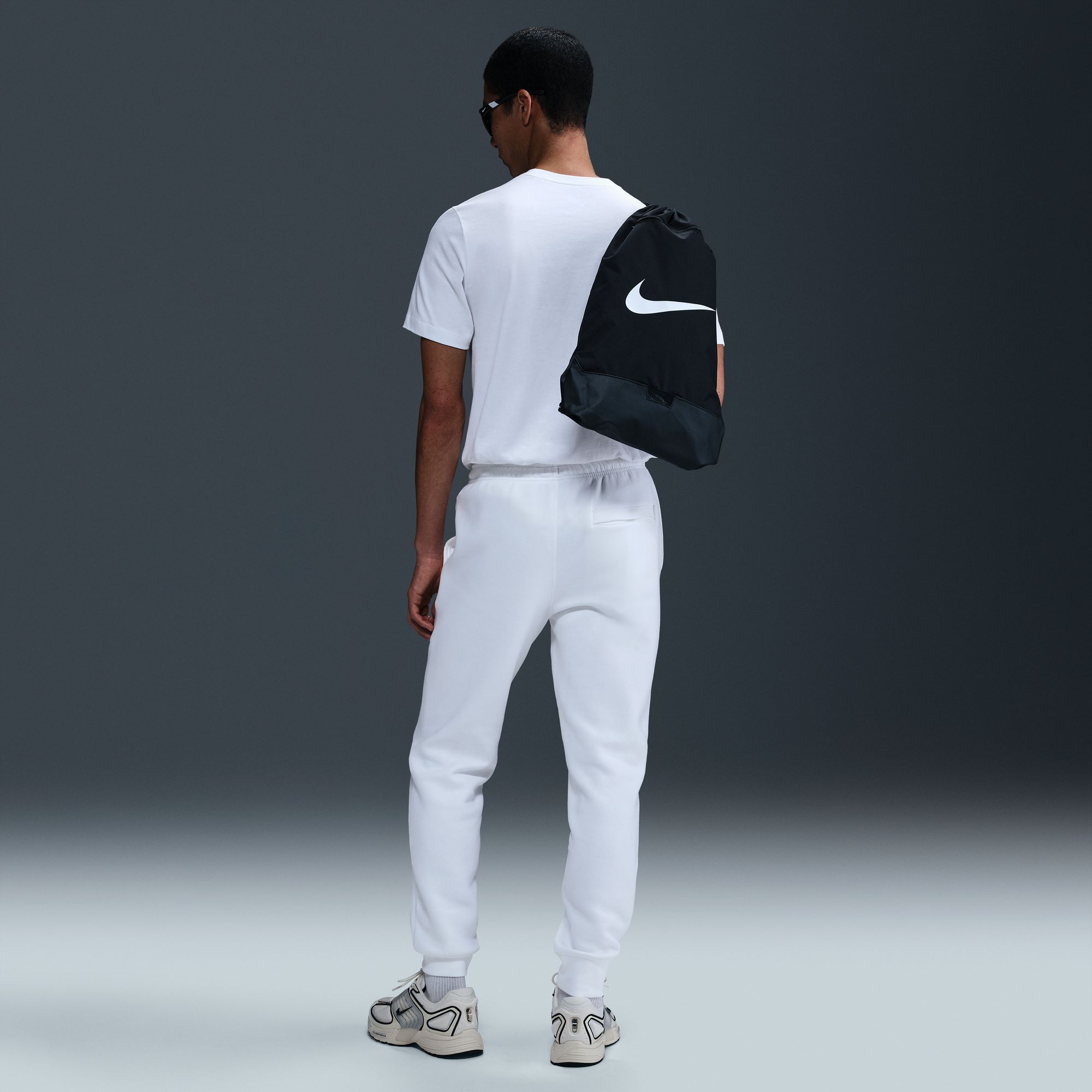 Nike Men's Club Fleece Joggers product image