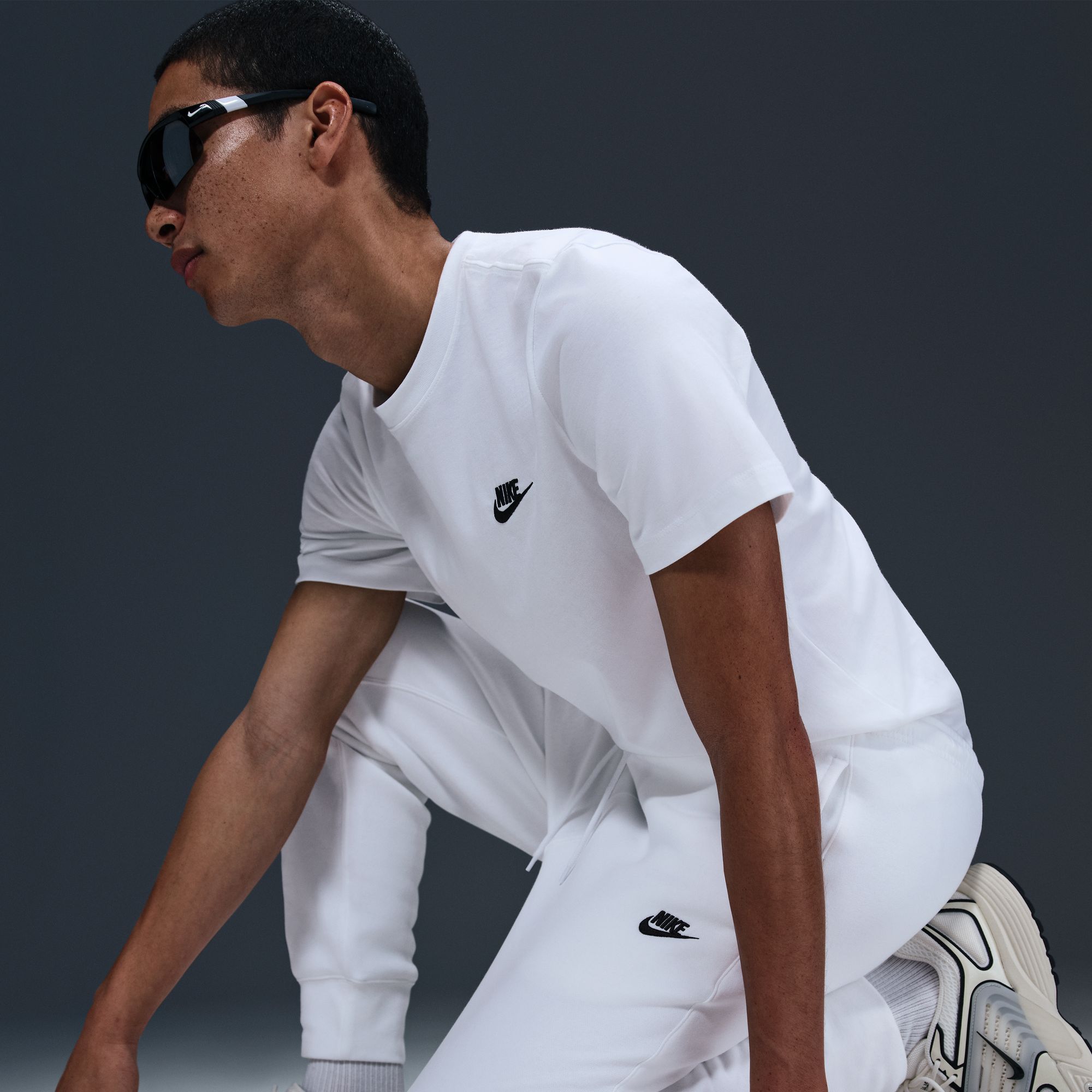 Nike Men's Club Fleece Joggers product image