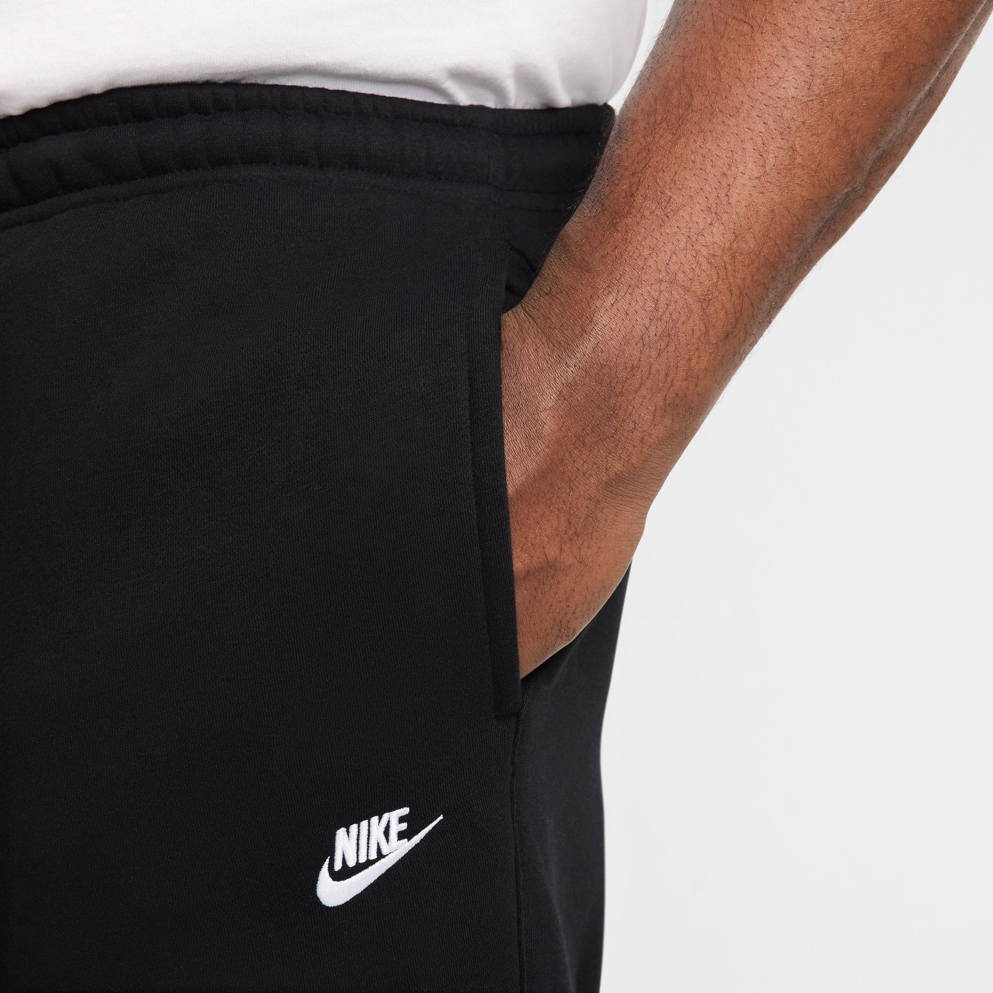 Nike Men's Club Fleece Cargo Pants product image
