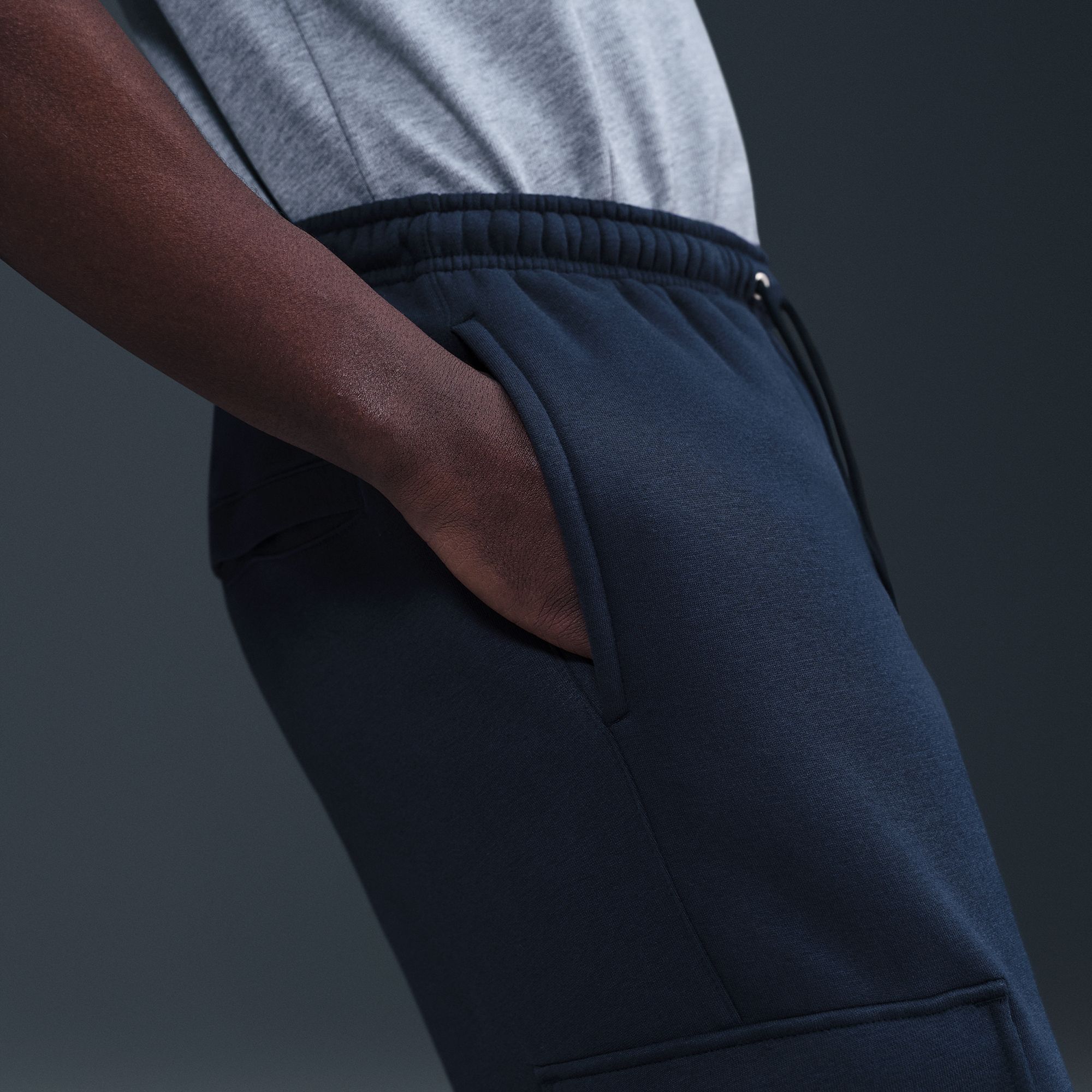Nike Men's Club Fleece Cargo Pants product image