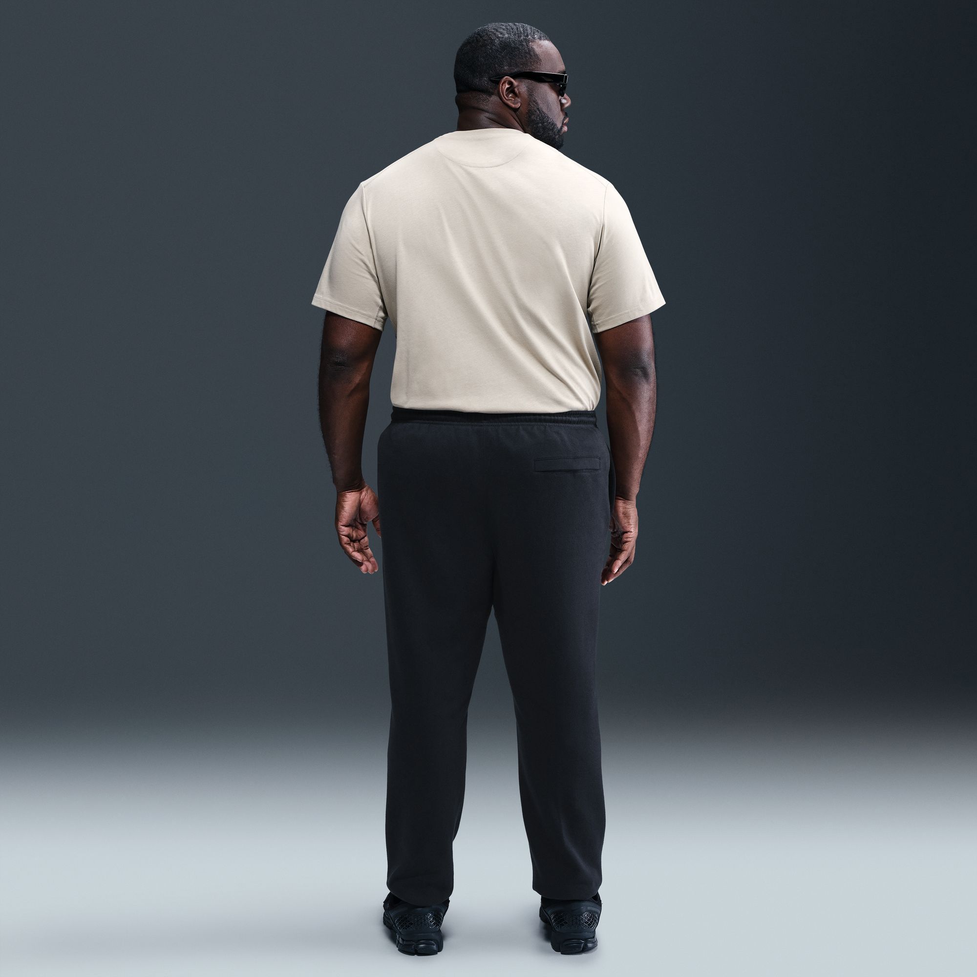 Nike Men's Club Fleece Cuffed Sweatpants product image