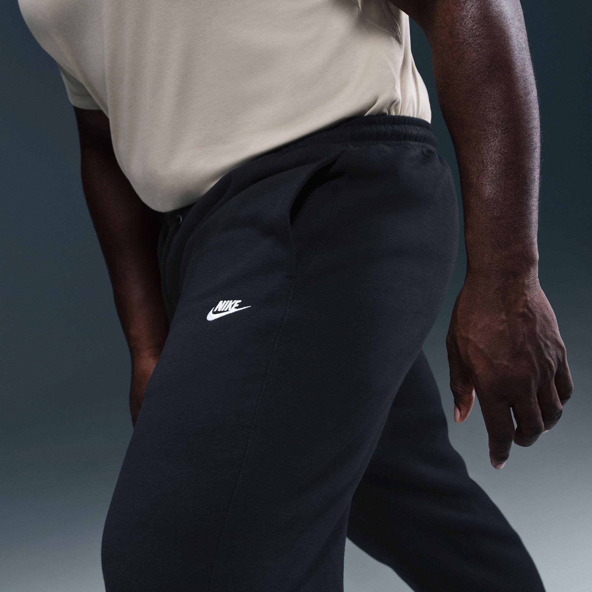 Nike Men's Club Fleece Cuffed Sweatpants product image