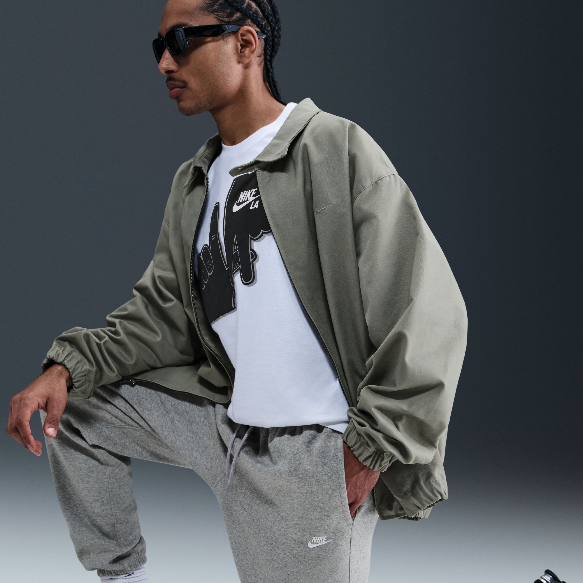 Nike Men's Club Fleece Cuffed Sweatpants product image