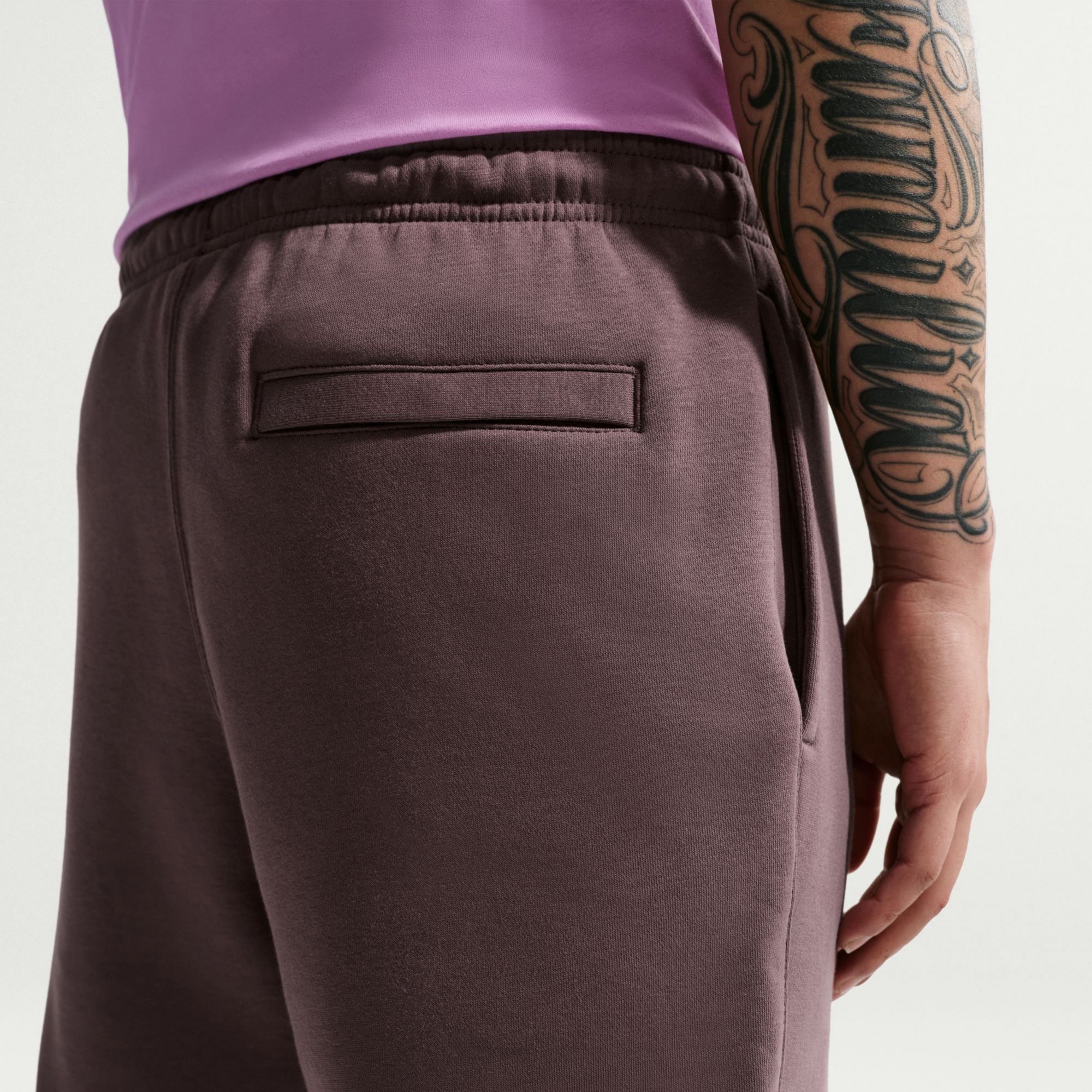 Nike Men's Club Fleece Cuffed Sweatpants product image