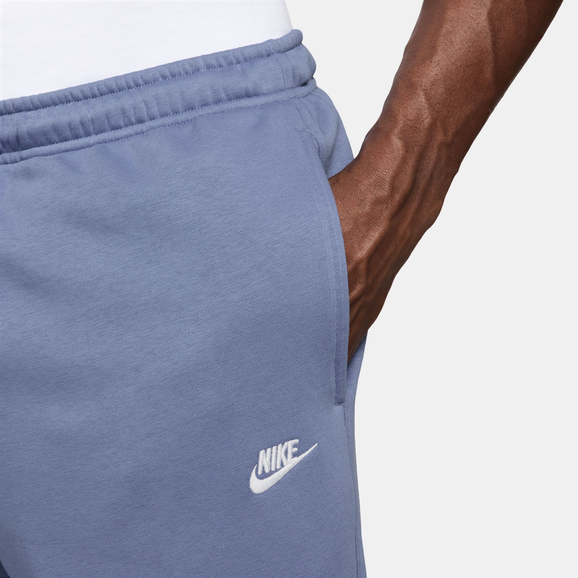 Nike Men's Club Fleece Cuffed Sweatpants product image