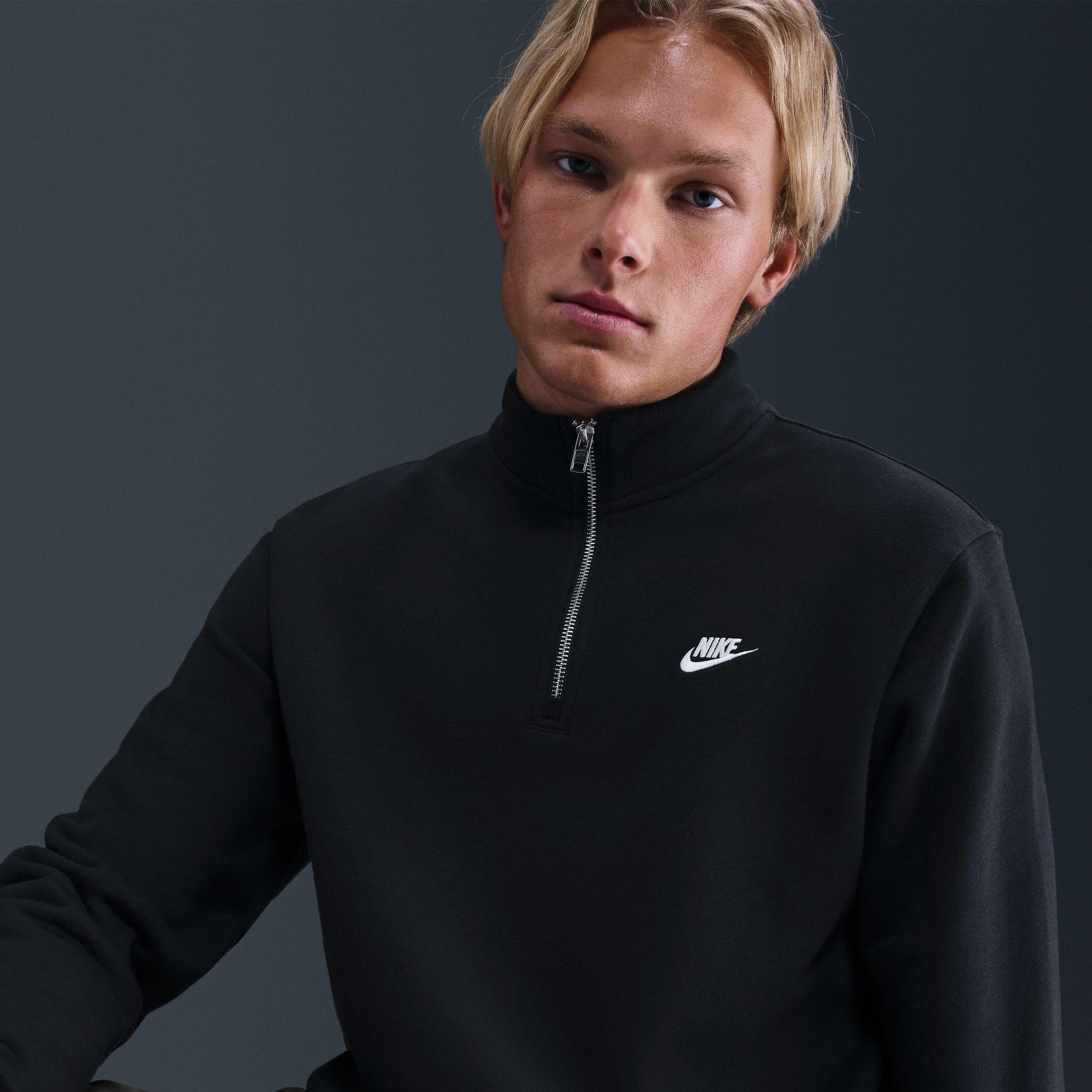 Nike Men's Sportswear Club 1/2 Zip Fleece Sweatshirt product image