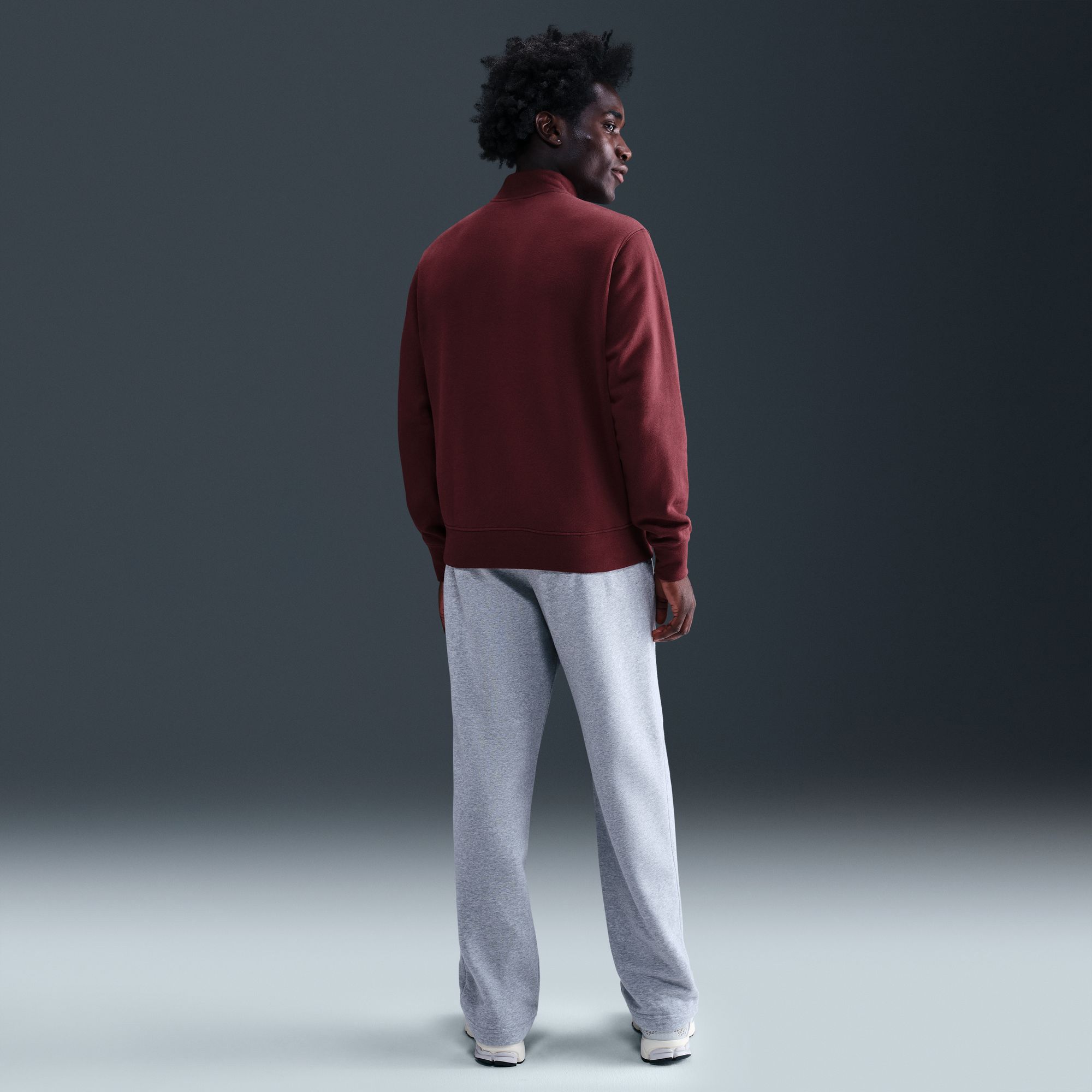 Nike Men's Sportswear Club 1/2 Zip Fleece Sweatshirt product image