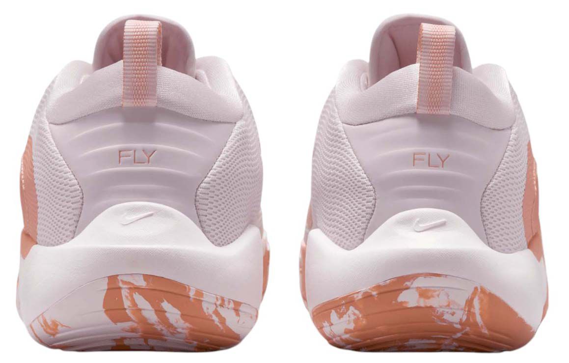 Nike Kids' Grade School IsoFly Basketball Shoes product image