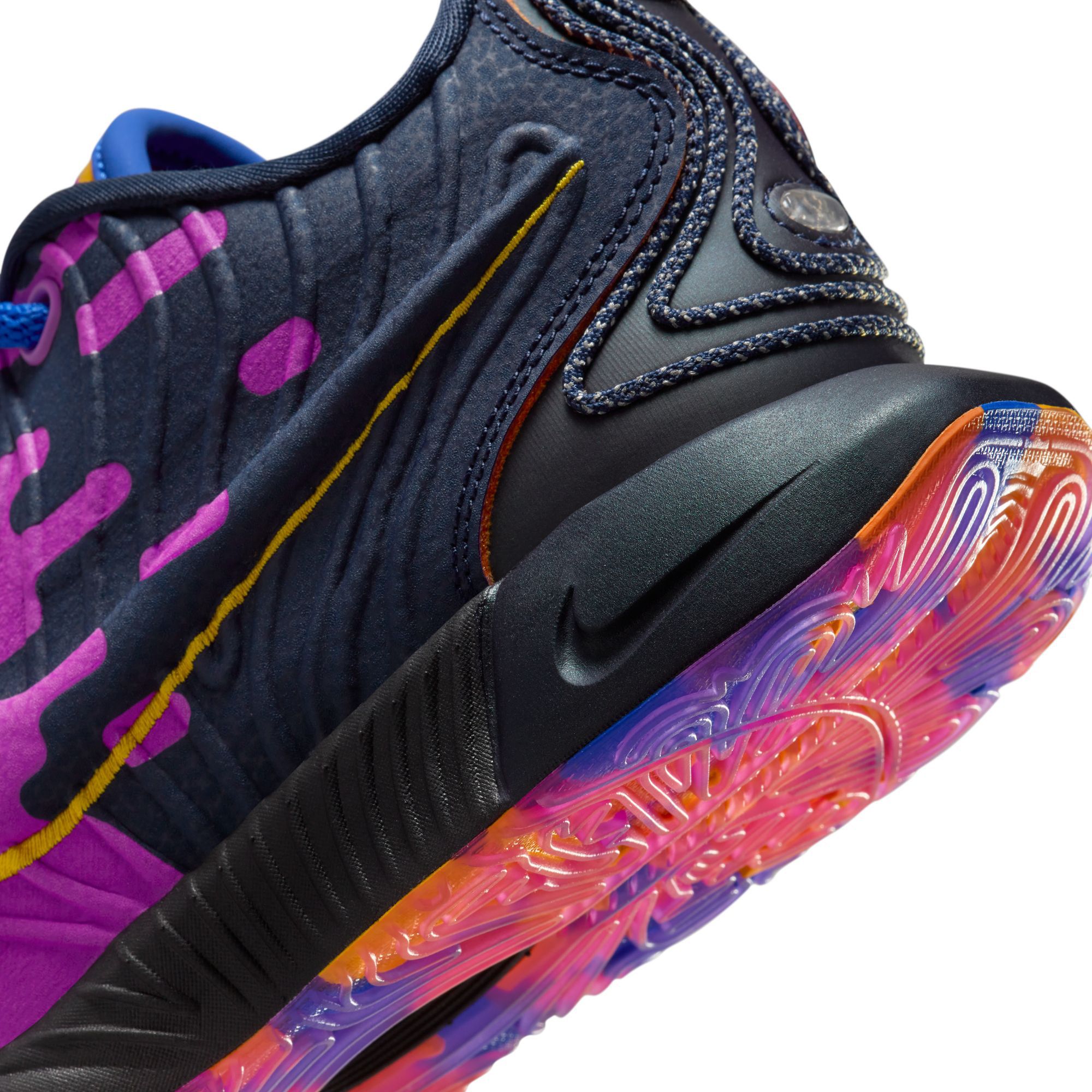 Nike Kids' Grade School Lebron XXI SE Basketball Shoes product image