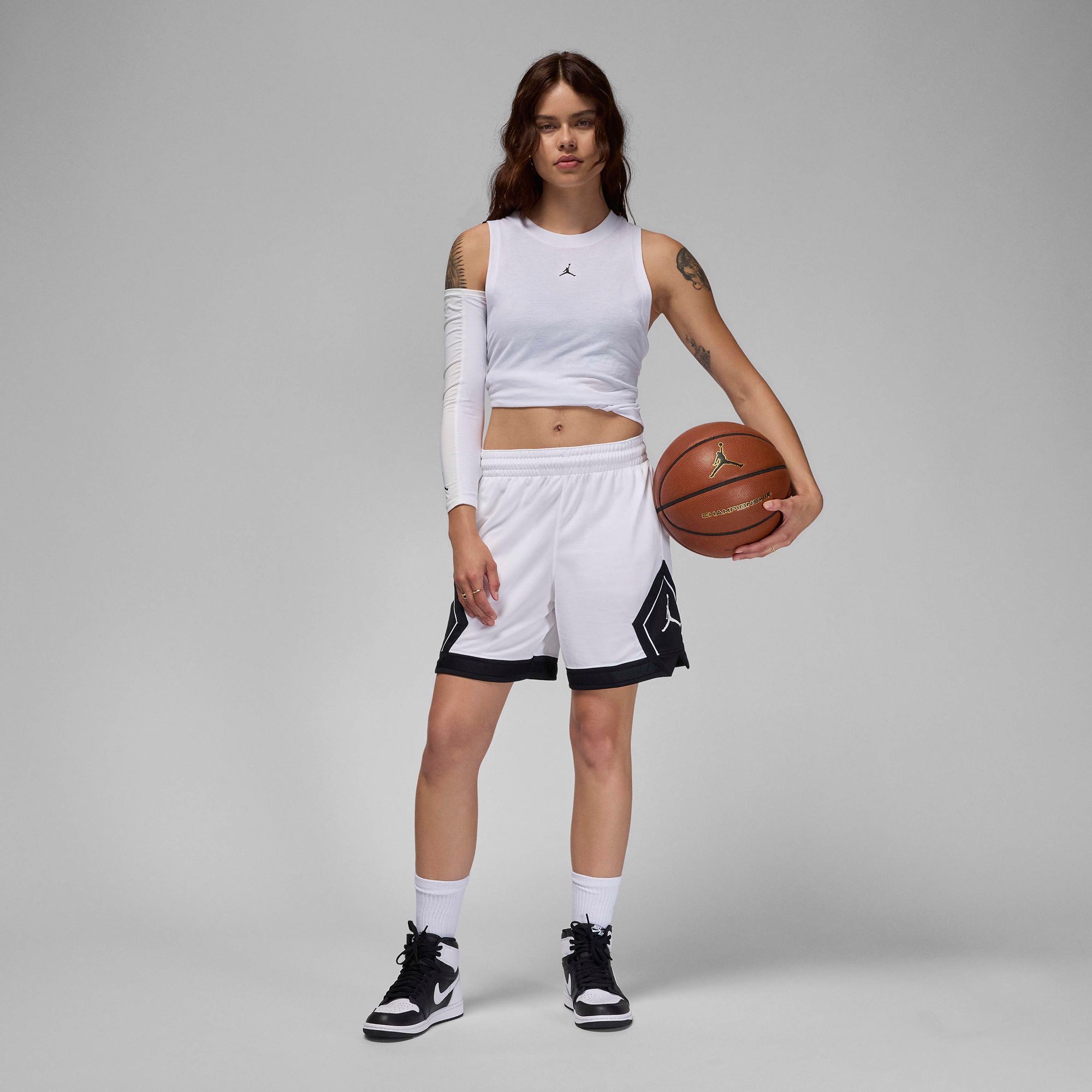 Jordan Women's Sport 4" Diamond Shorts product image