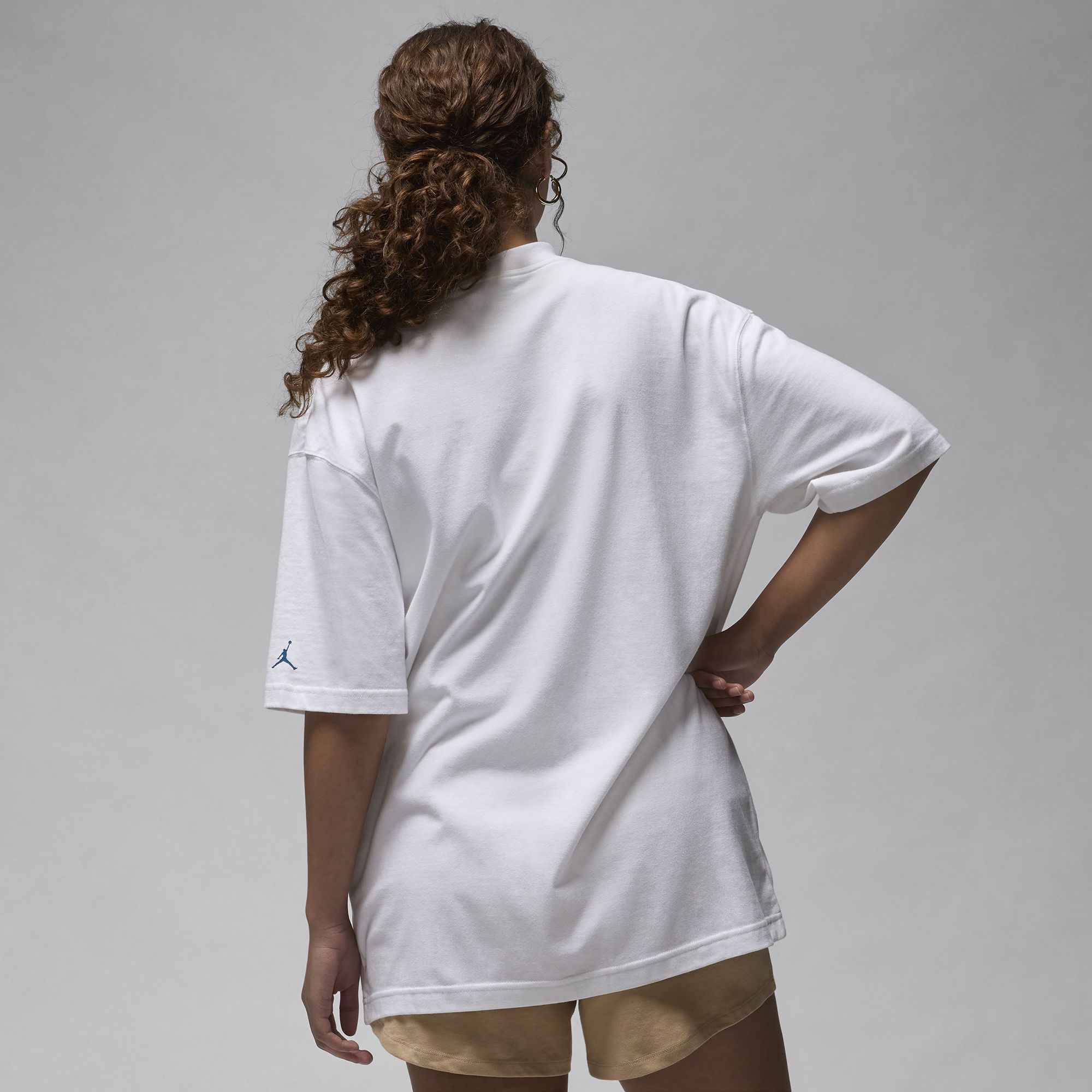 Jordan Women's Oversized Graphic T-Shirt product image