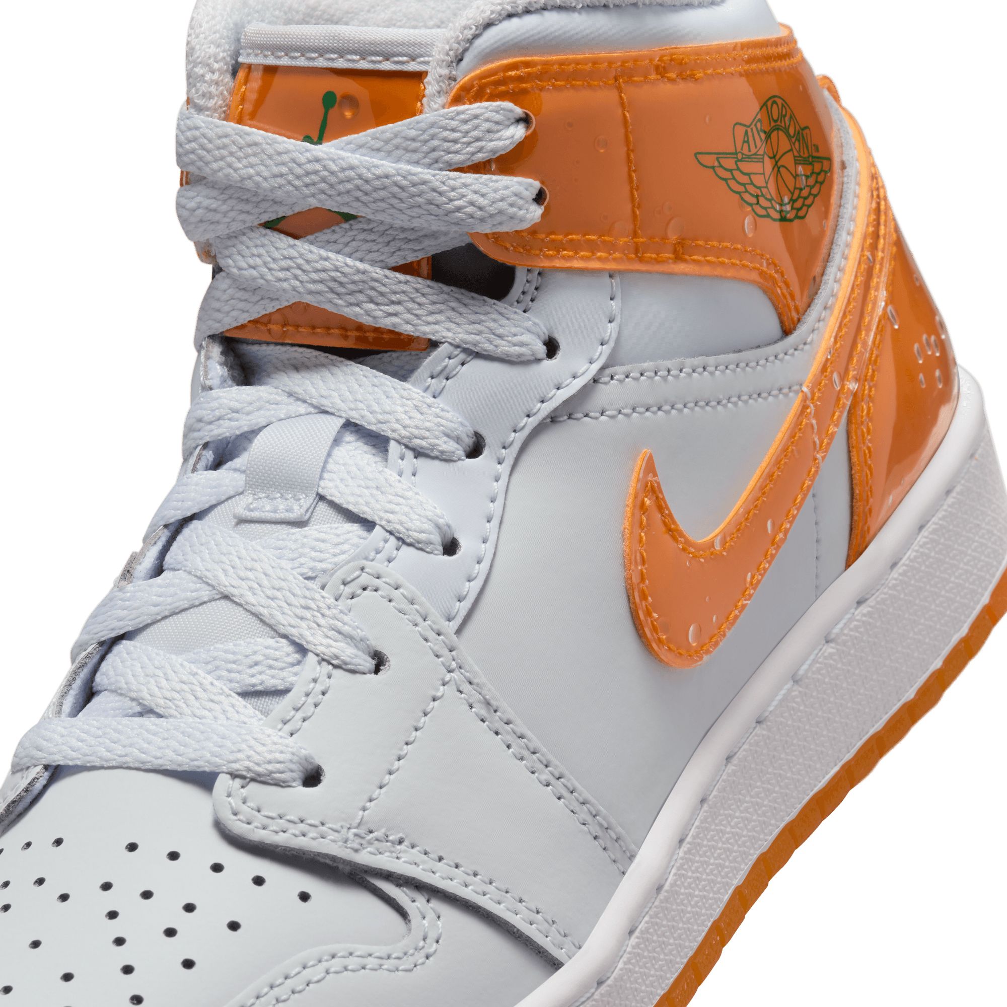 Jordan Kids' Grade School Air Jordan 1 Mid SE Basketball Shoes product image