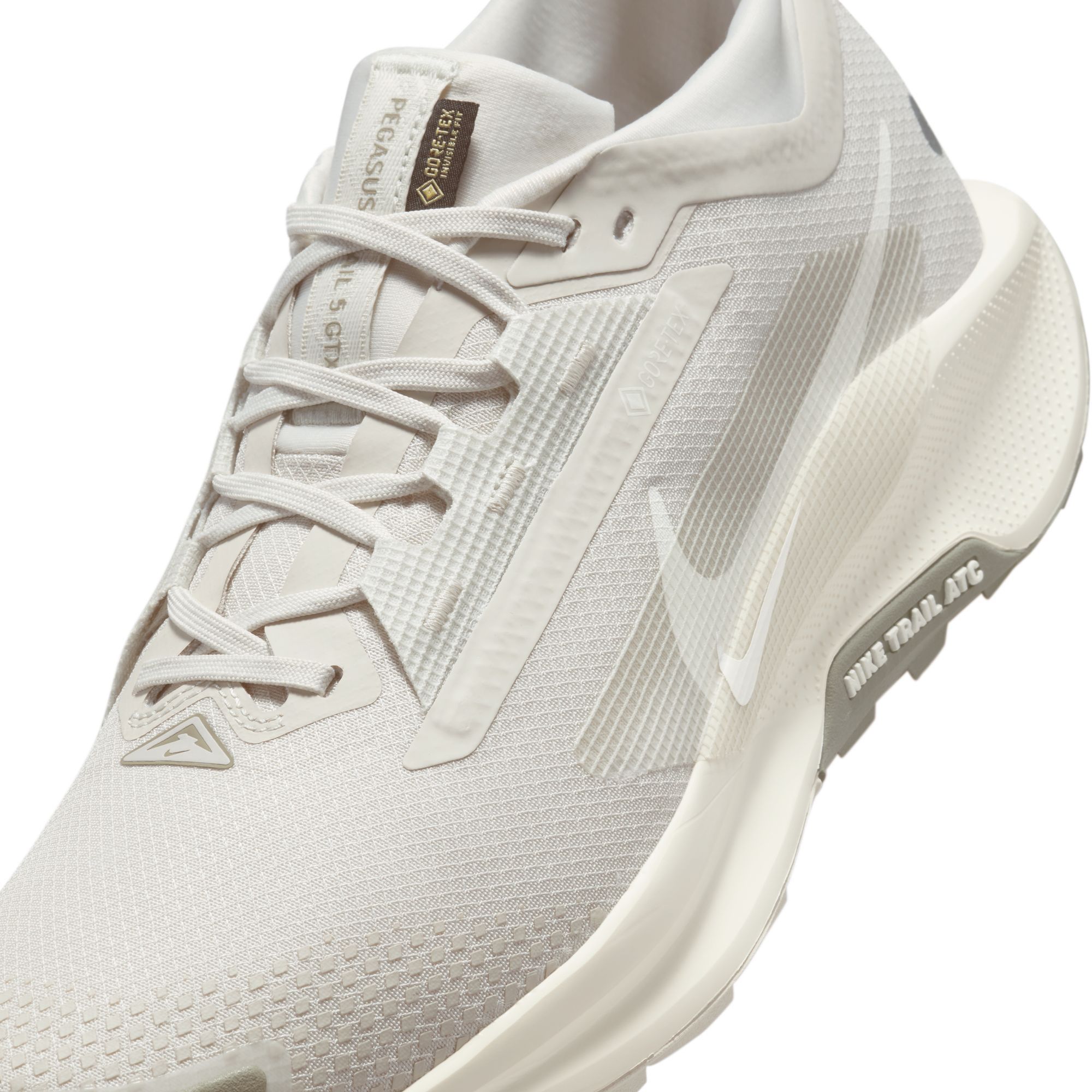 Nike Men's Pegasus Trail 5 GORE-TEX Running Shoes product image