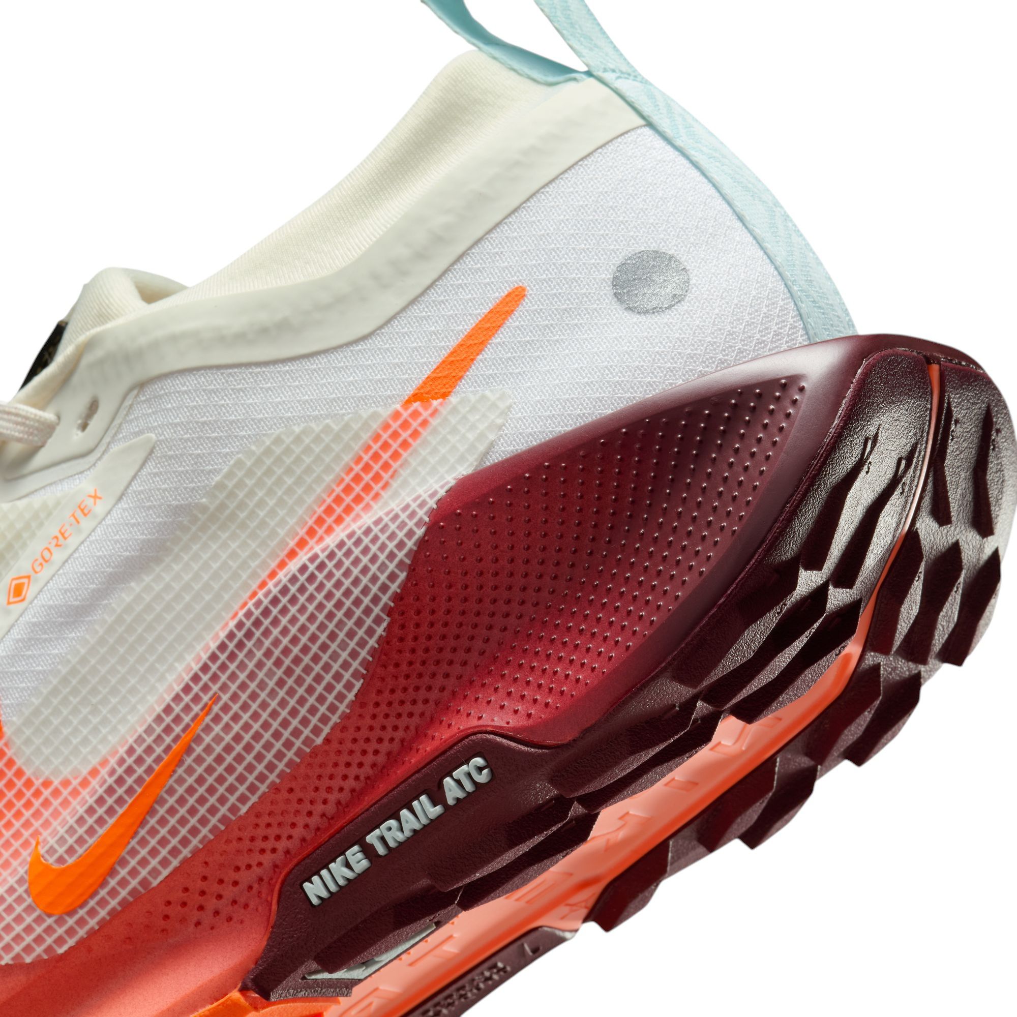 Nike Women's Pegasus Trail 5 GORE-TEX Running Shoes product image
