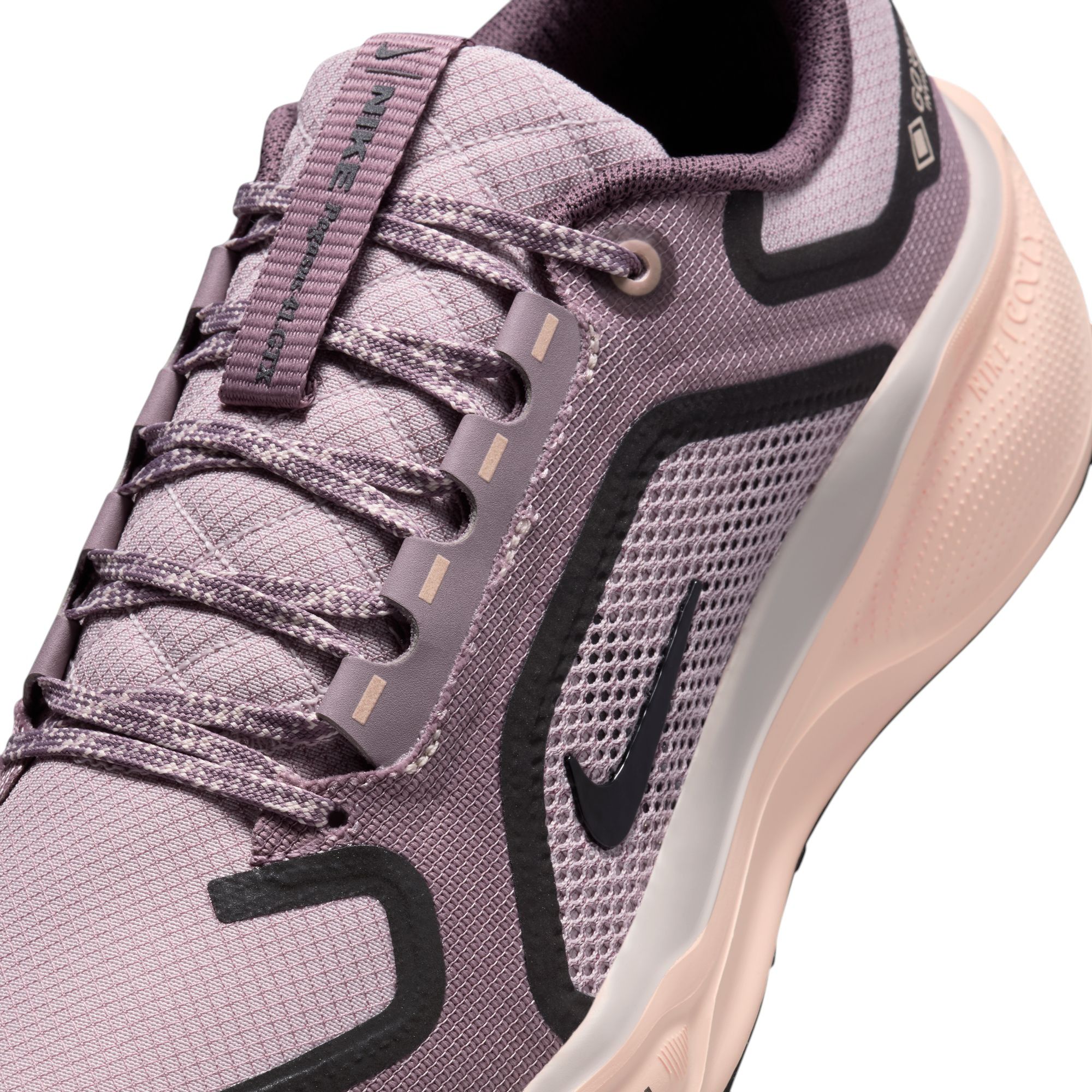Nike Women's Pegasus 41 GORE-TEX Running Shoes product image