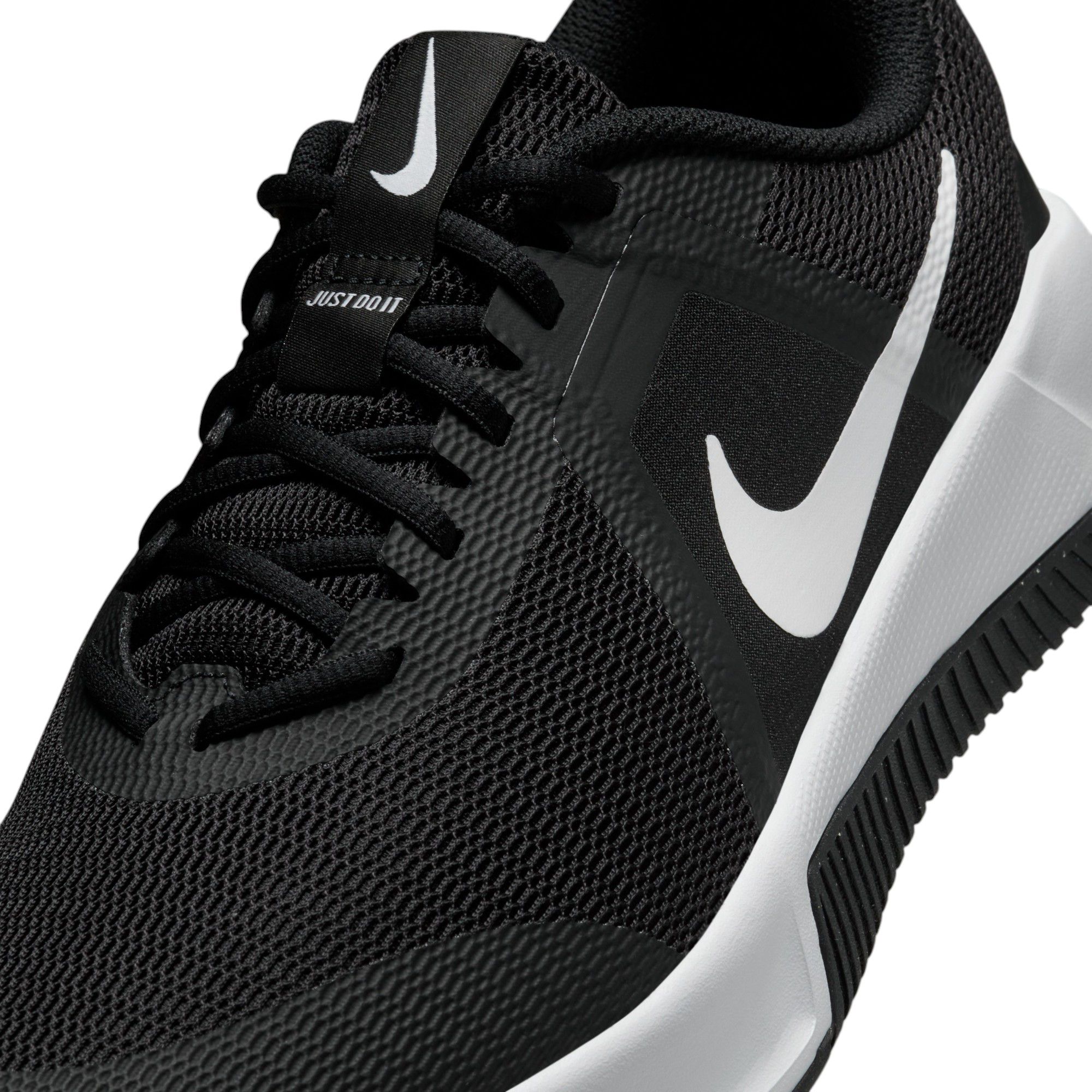 Nike Men's MC Trainer 3 Shoes product image