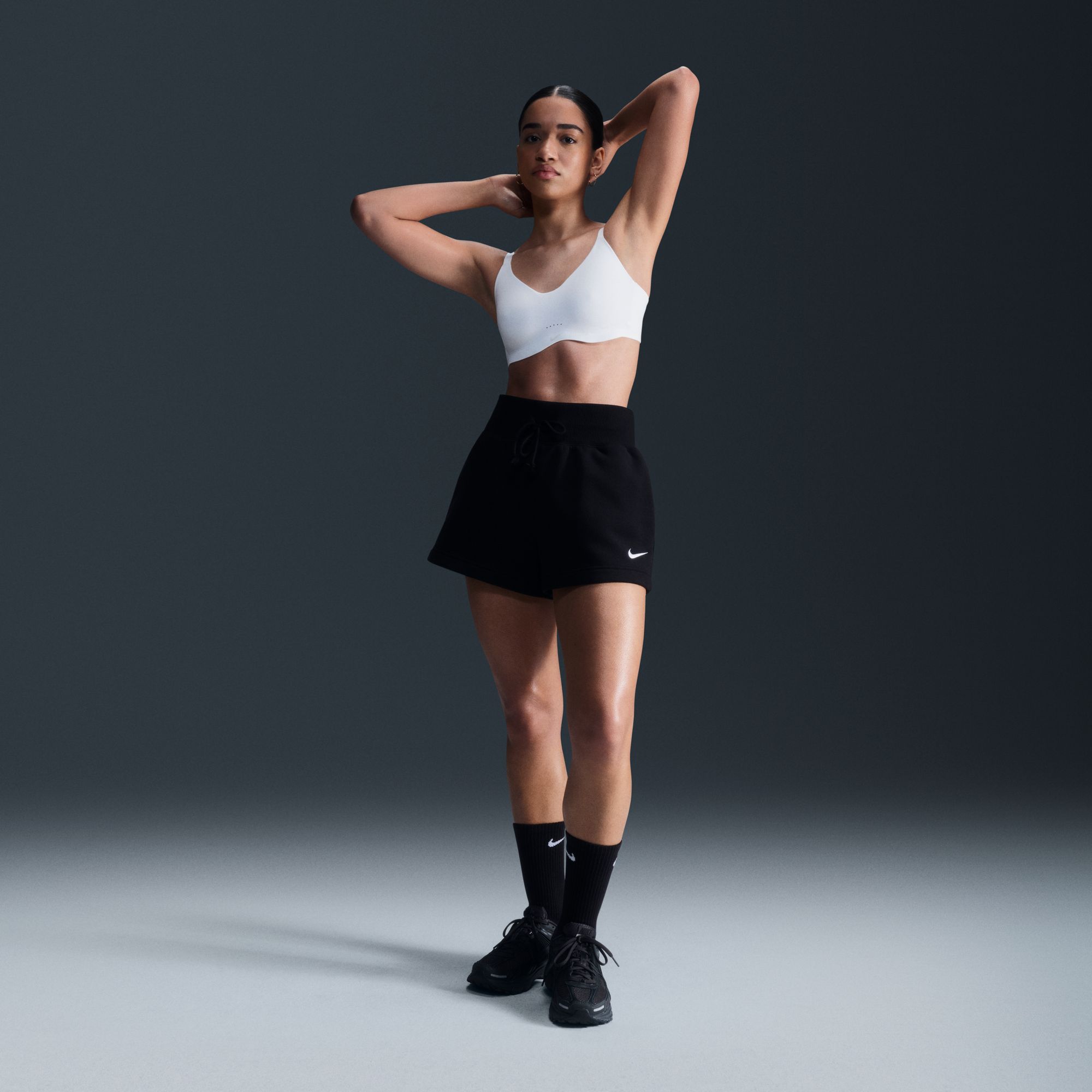 Nike Women's Alate Minimalist Light-Support Padded Convertible Sports Bra product image