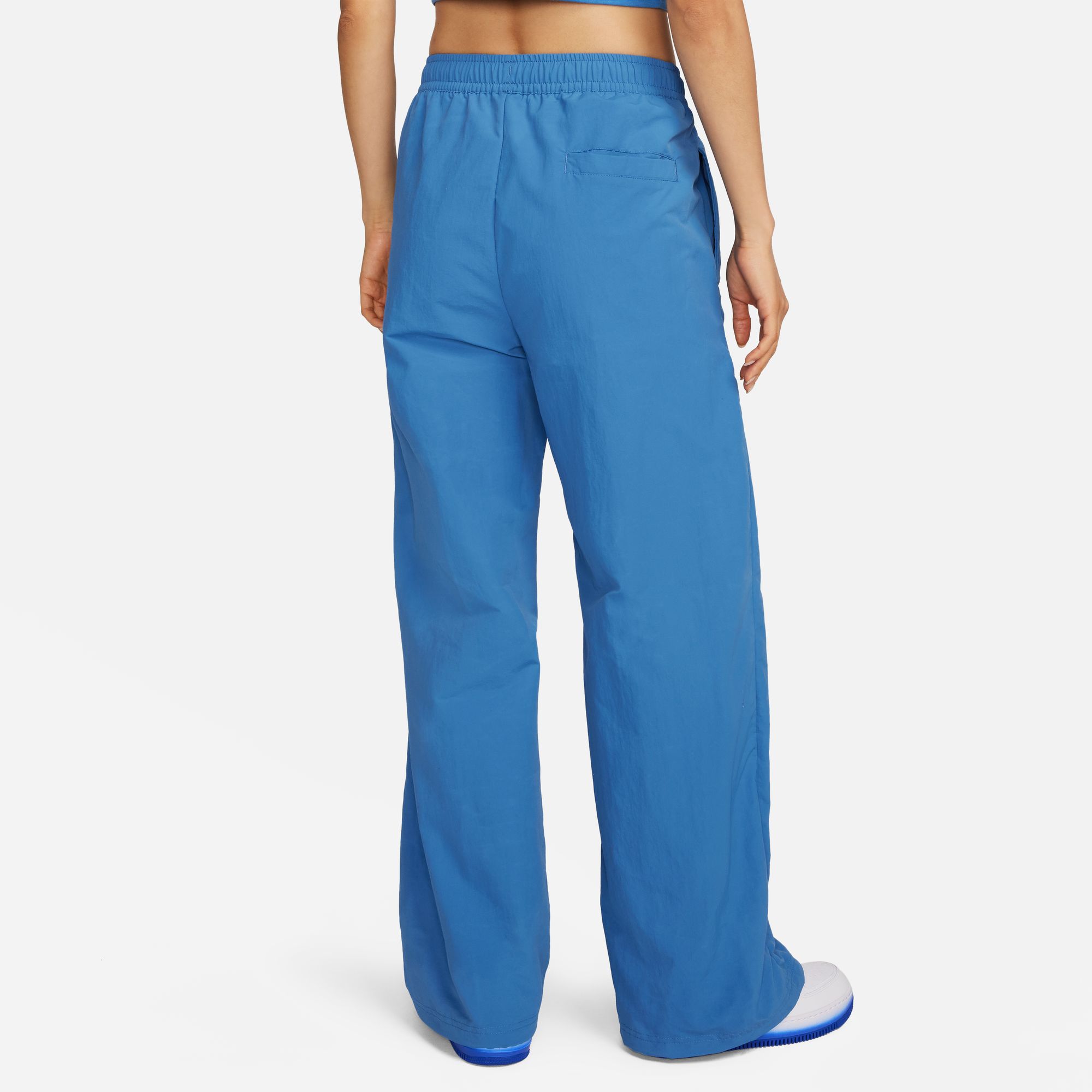 Nike Women's Sportswear Everything Wovens Mid-Rise Open-Hem Pants product image