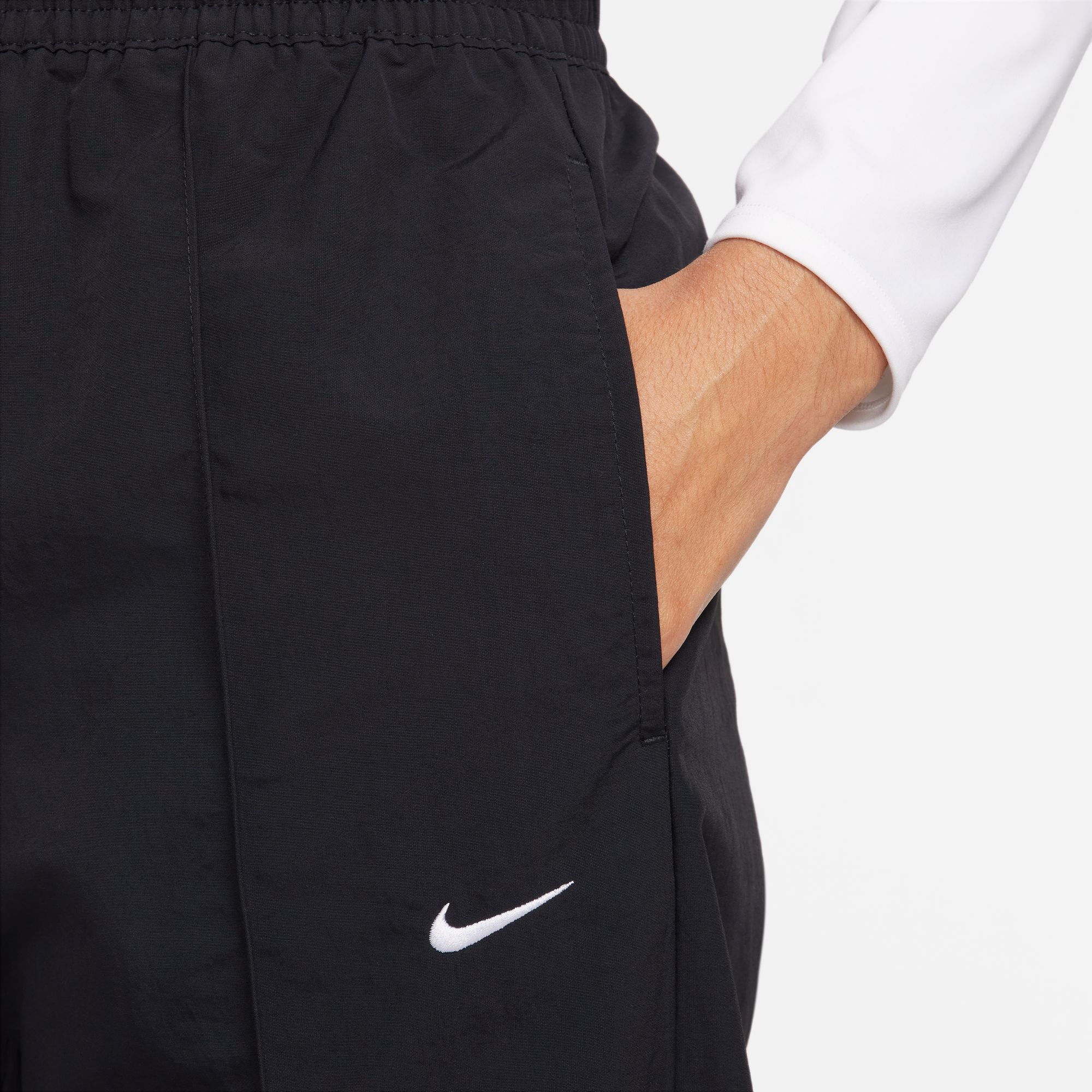 Nike Women's Sportswear Everything Wovens Mid-Rise Open-Hem Pants product image