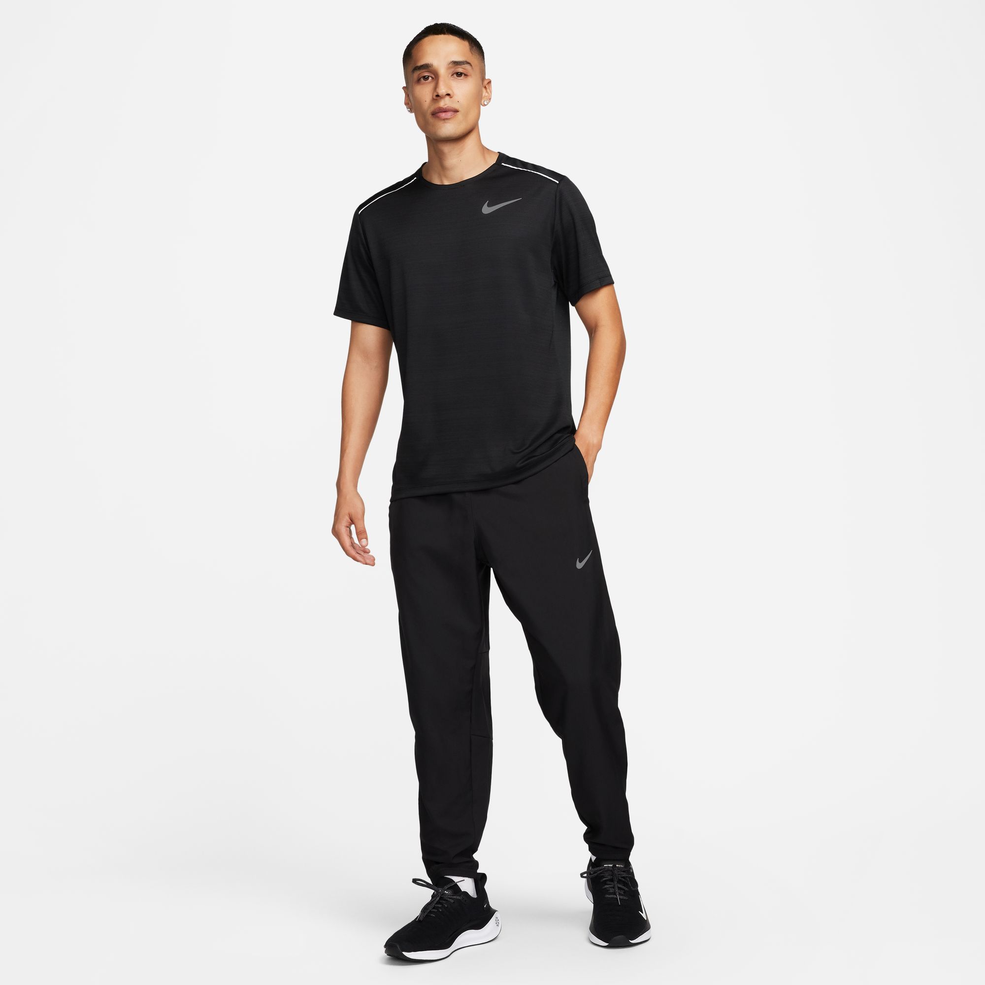 Nike Men's Dri-FIT Challenger Woven Running Pants