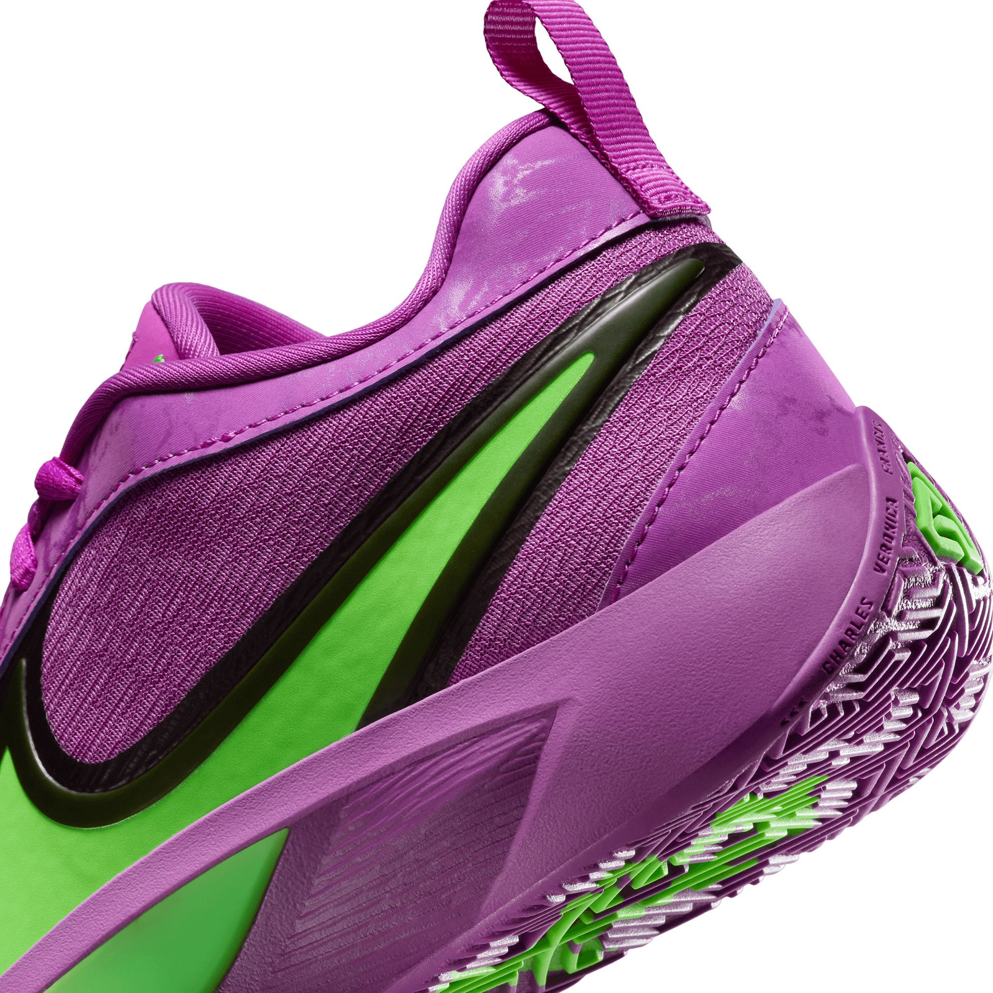 Nike Kids' Grade School Giannis Freak 6 Basketball Shoes product image