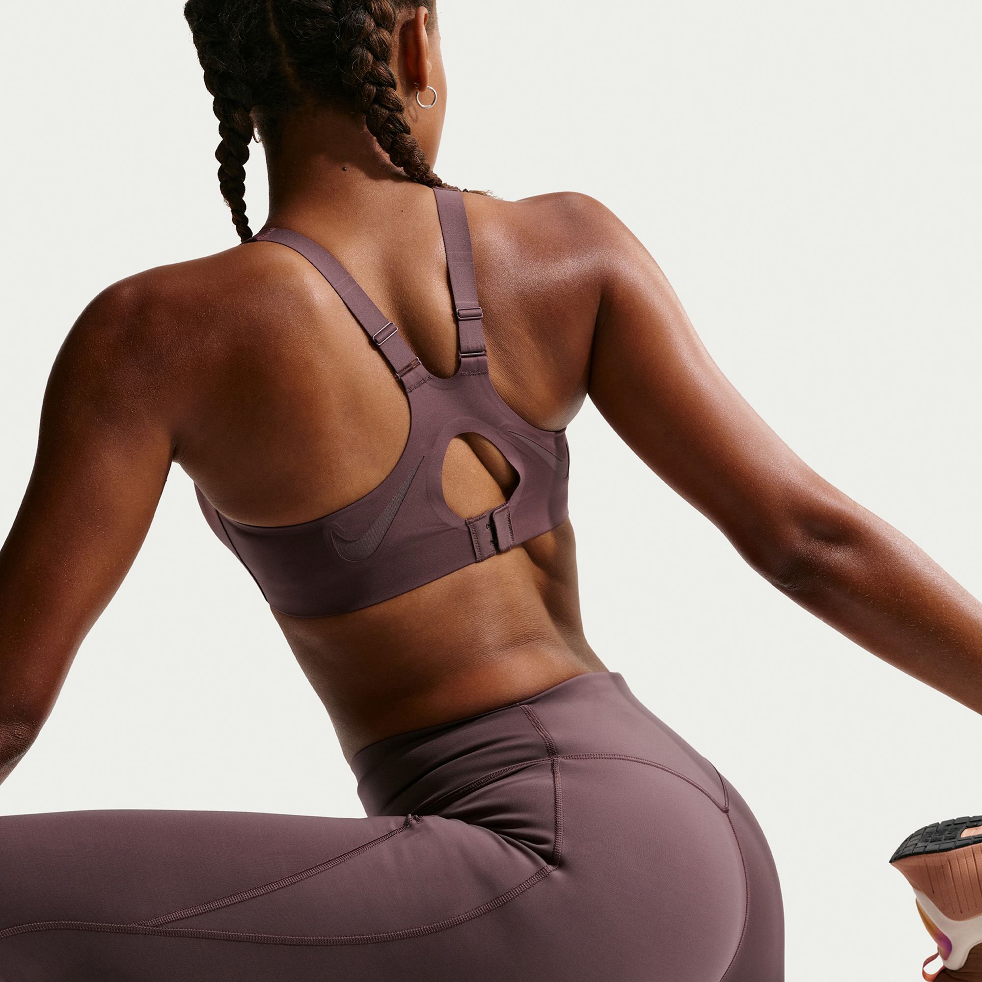 Nike Women's Rival Ultrahigh-Support Padded Sports Bra product image