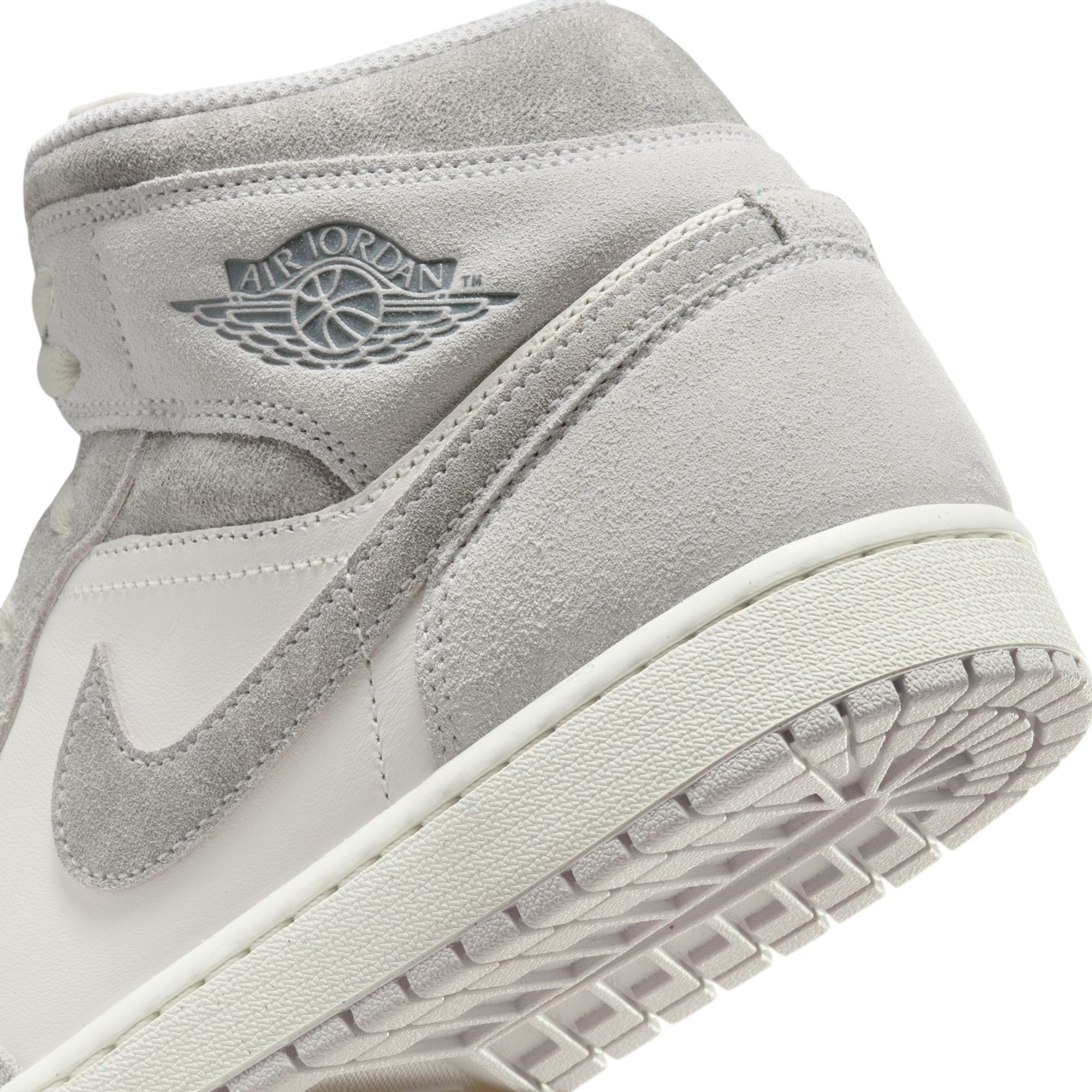 Air Jordan 1 Mid SE Shoes product image