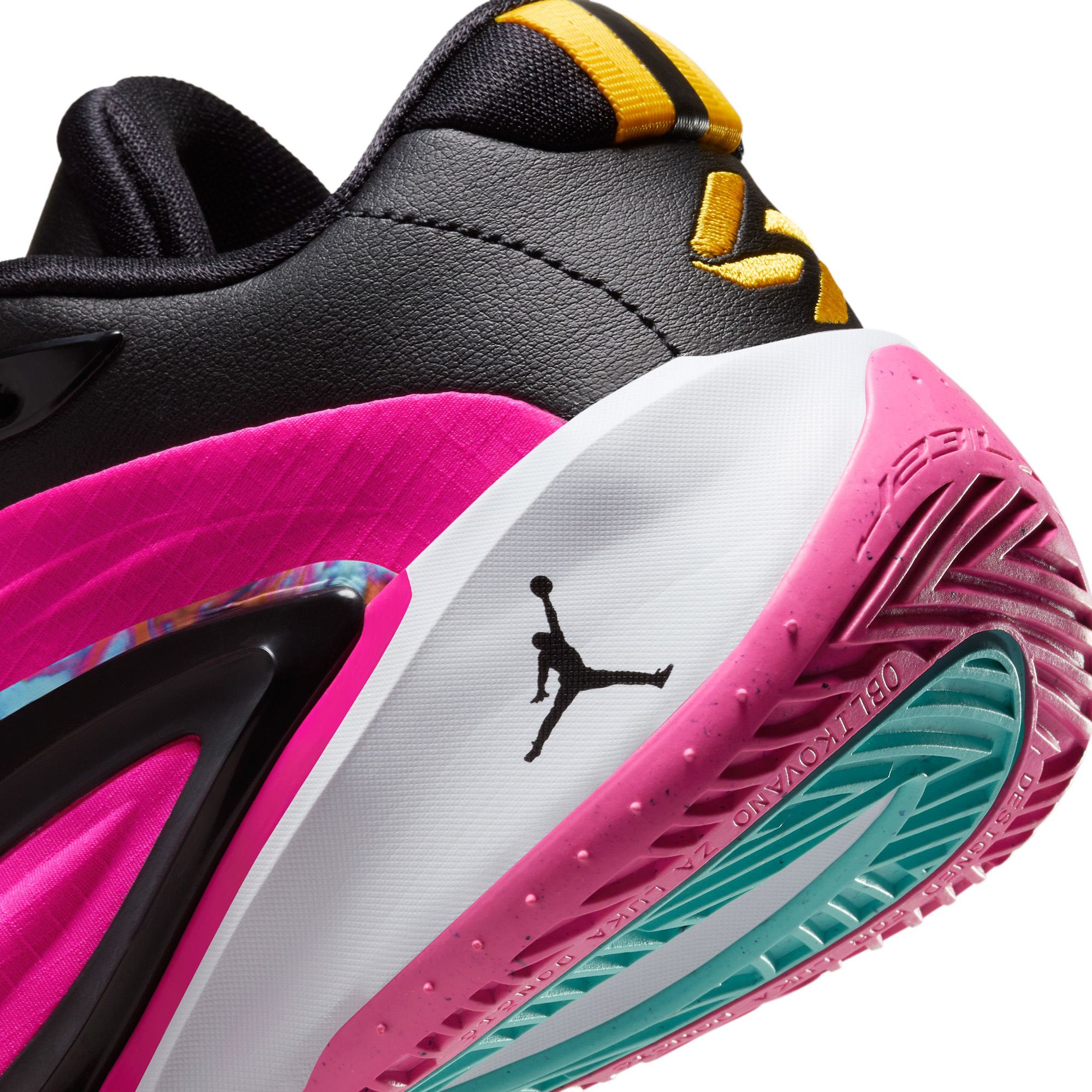 Jordan Kids' Grade School Luka 3 Basketball Shoes product image