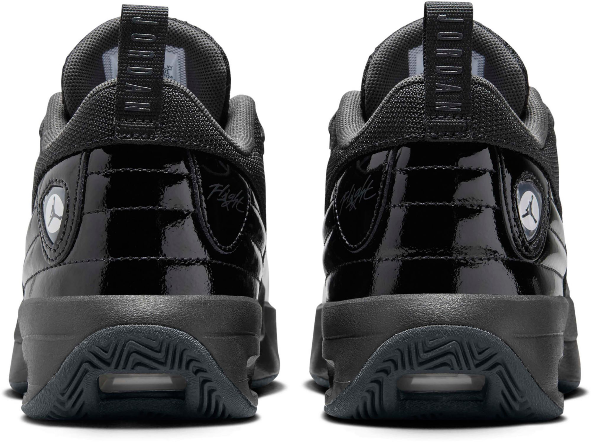 Jordan Kids' Grade School Max Aura 6 Basketball Shoes product image